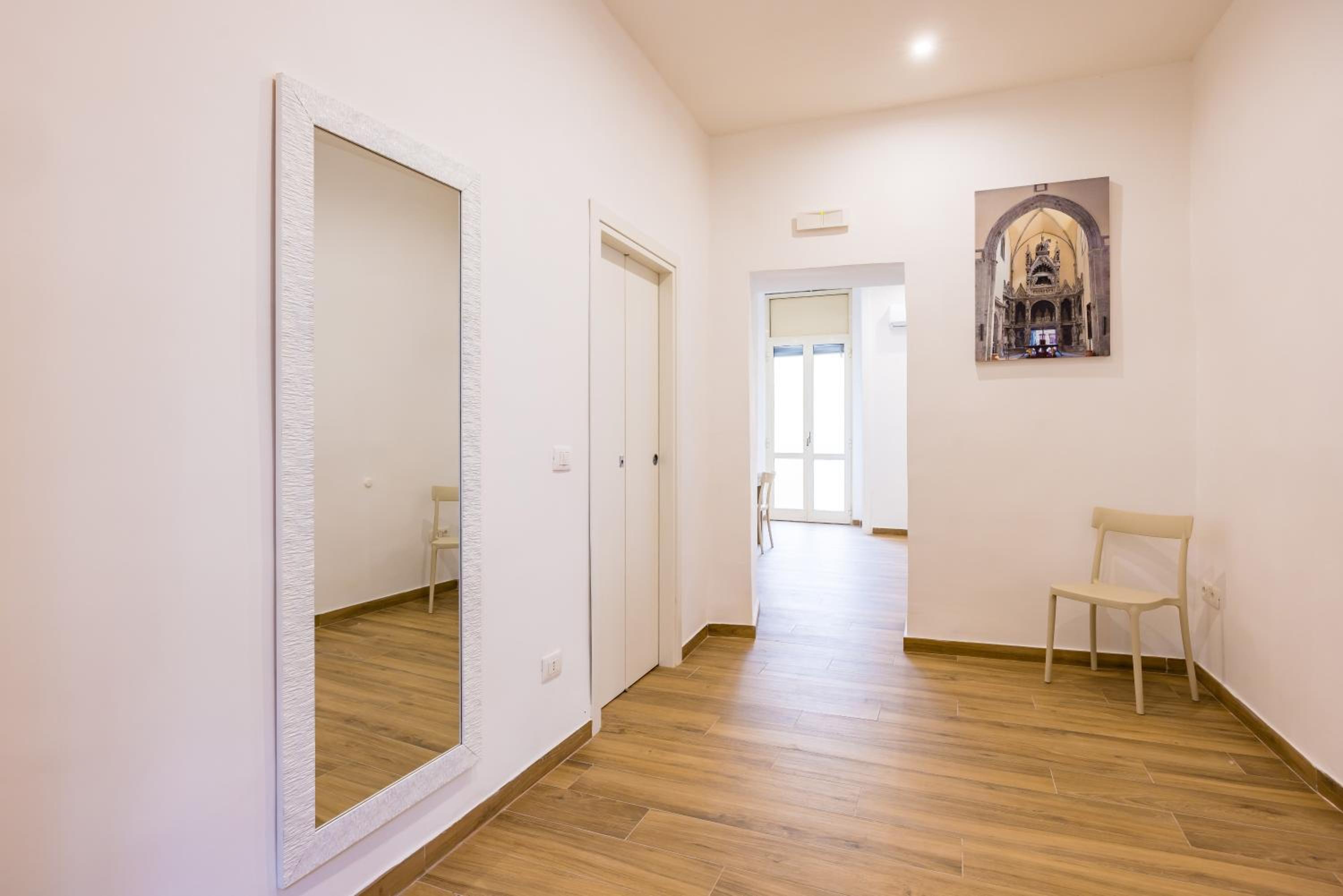 Muzy flat at Capuana by NapoliApartments