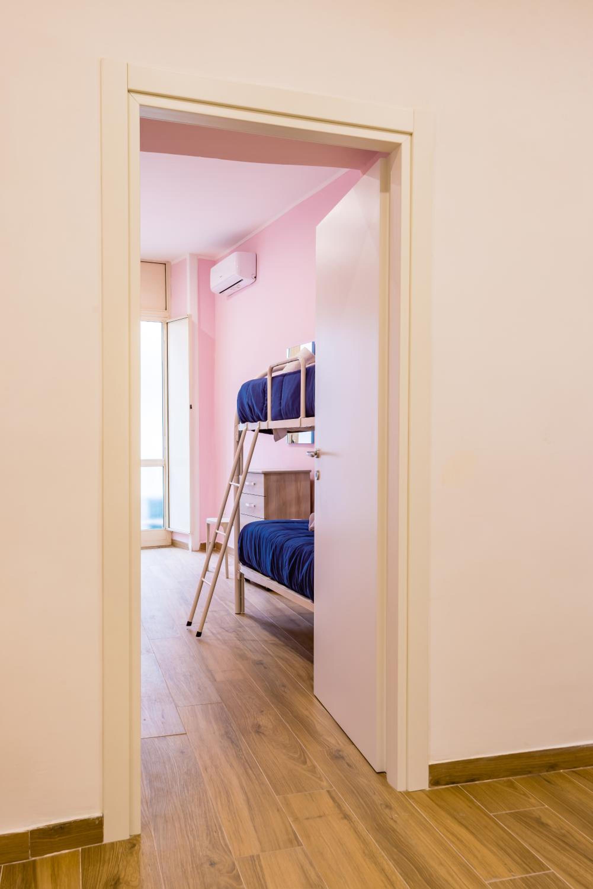 Muzy flat at Capuana by NapoliApartments