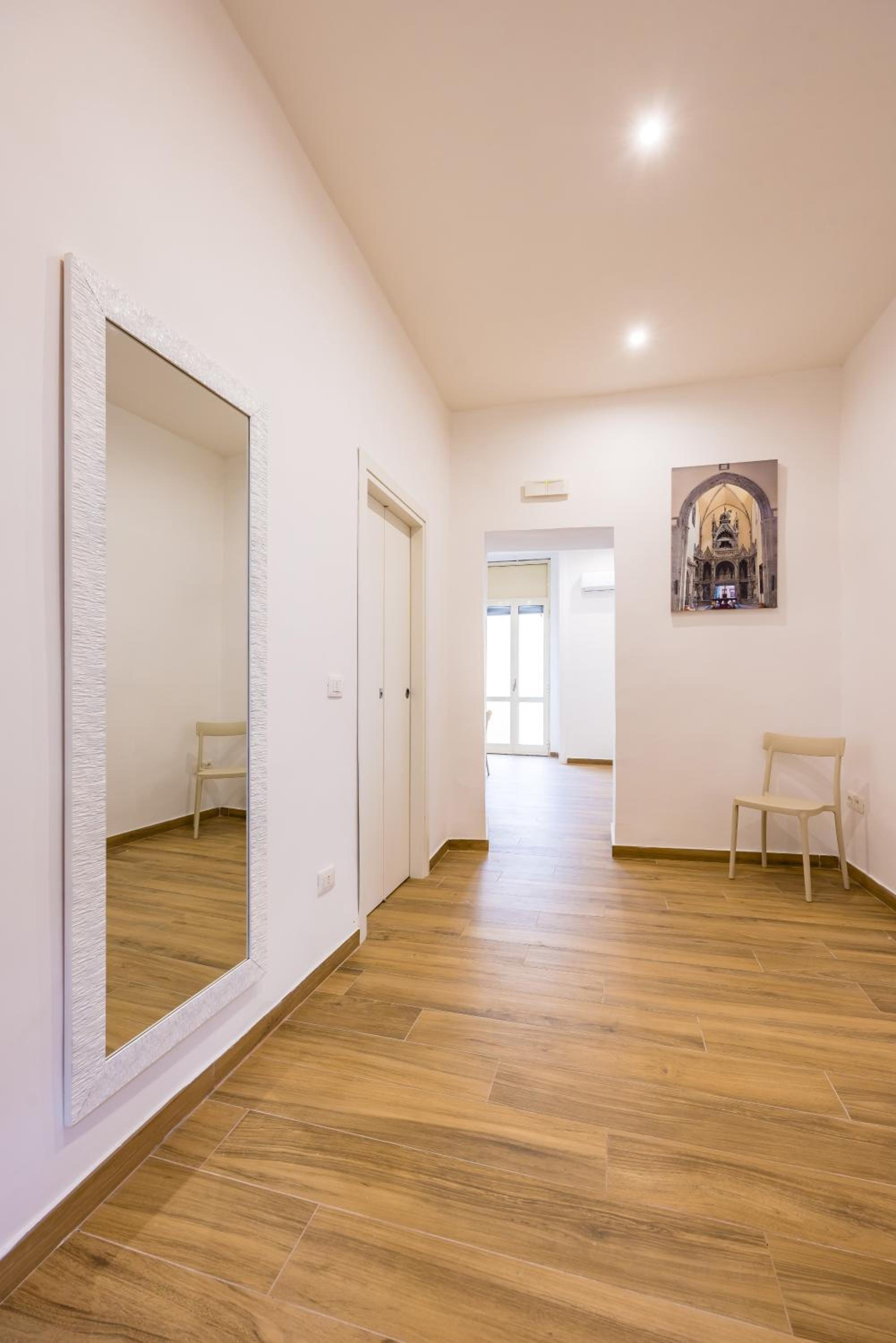 Muzy flat at Capuana by NapoliApartments
