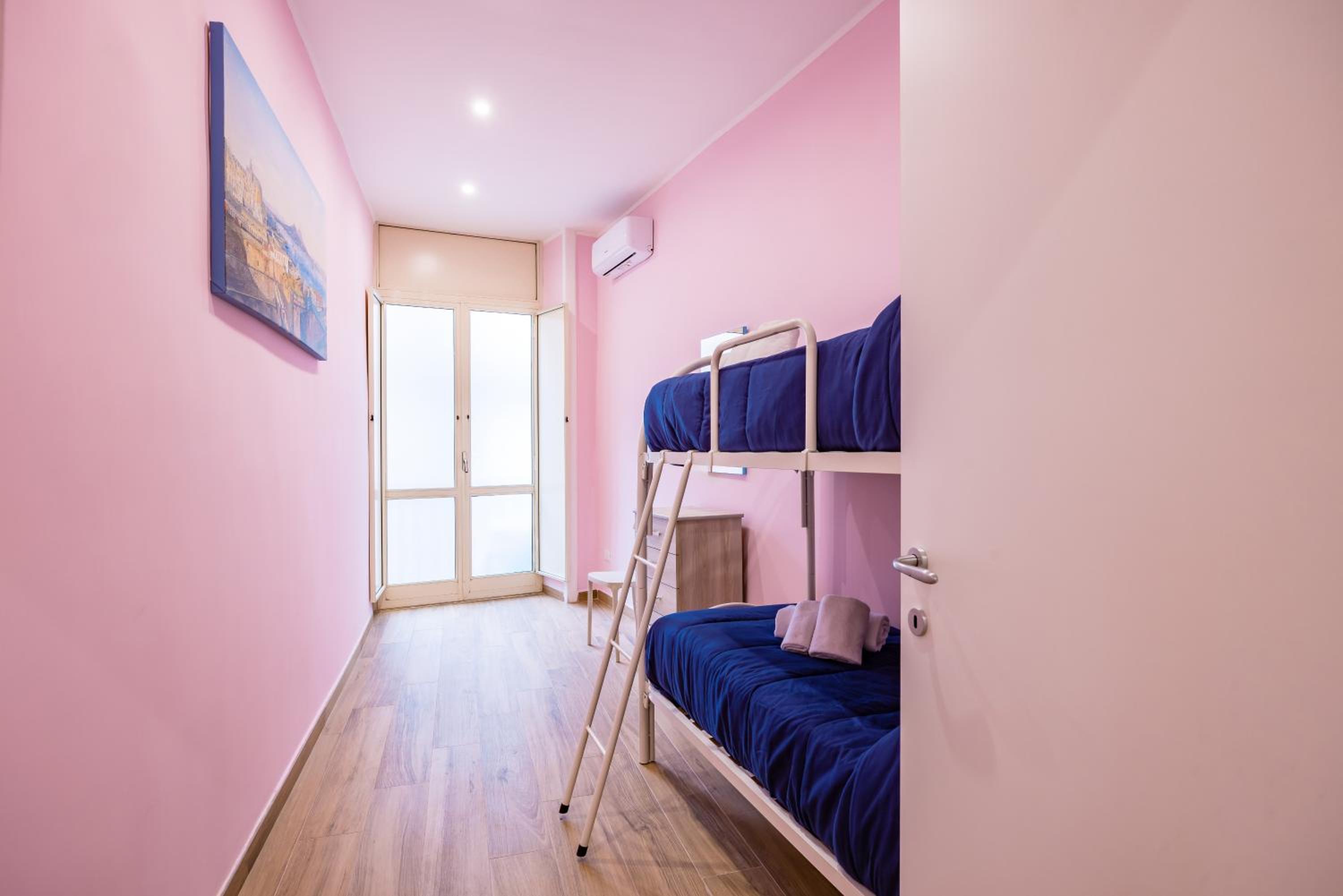 Muzy flat at Capuana by NapoliApartments