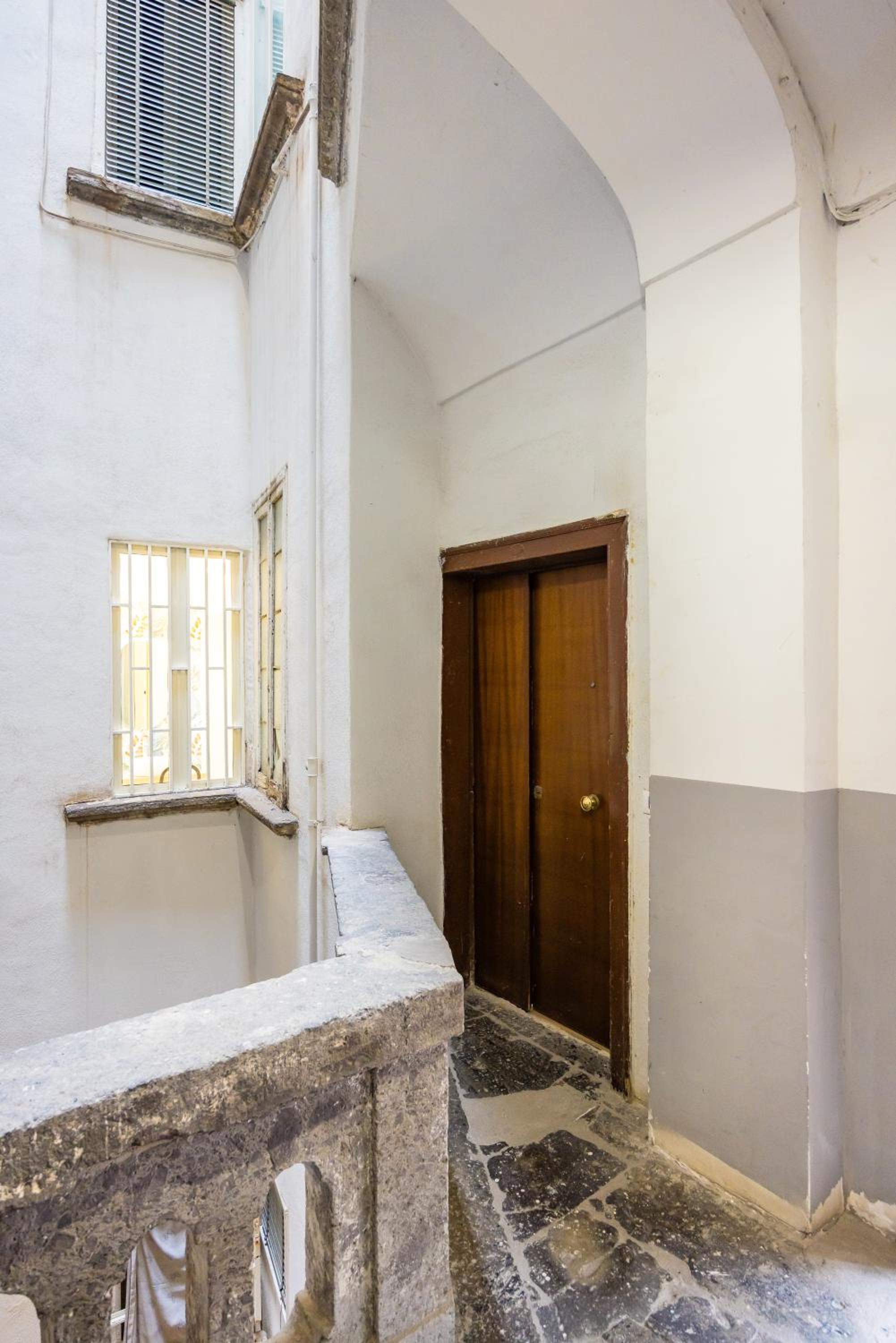 Muzy flat at Capuana by NapoliApartments