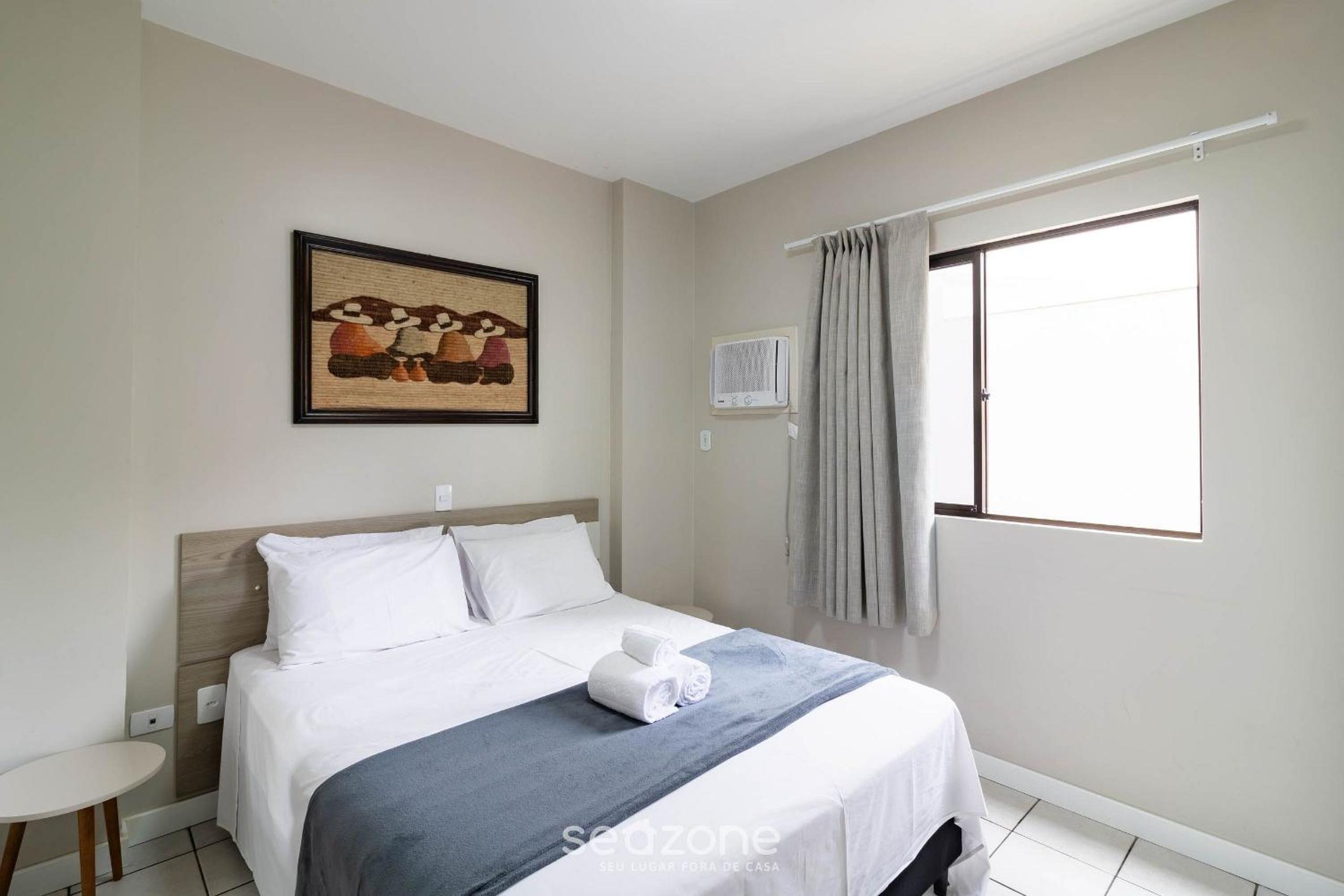 Fully equipped apartments in Meia Praia, 150m from the sea - EOOs