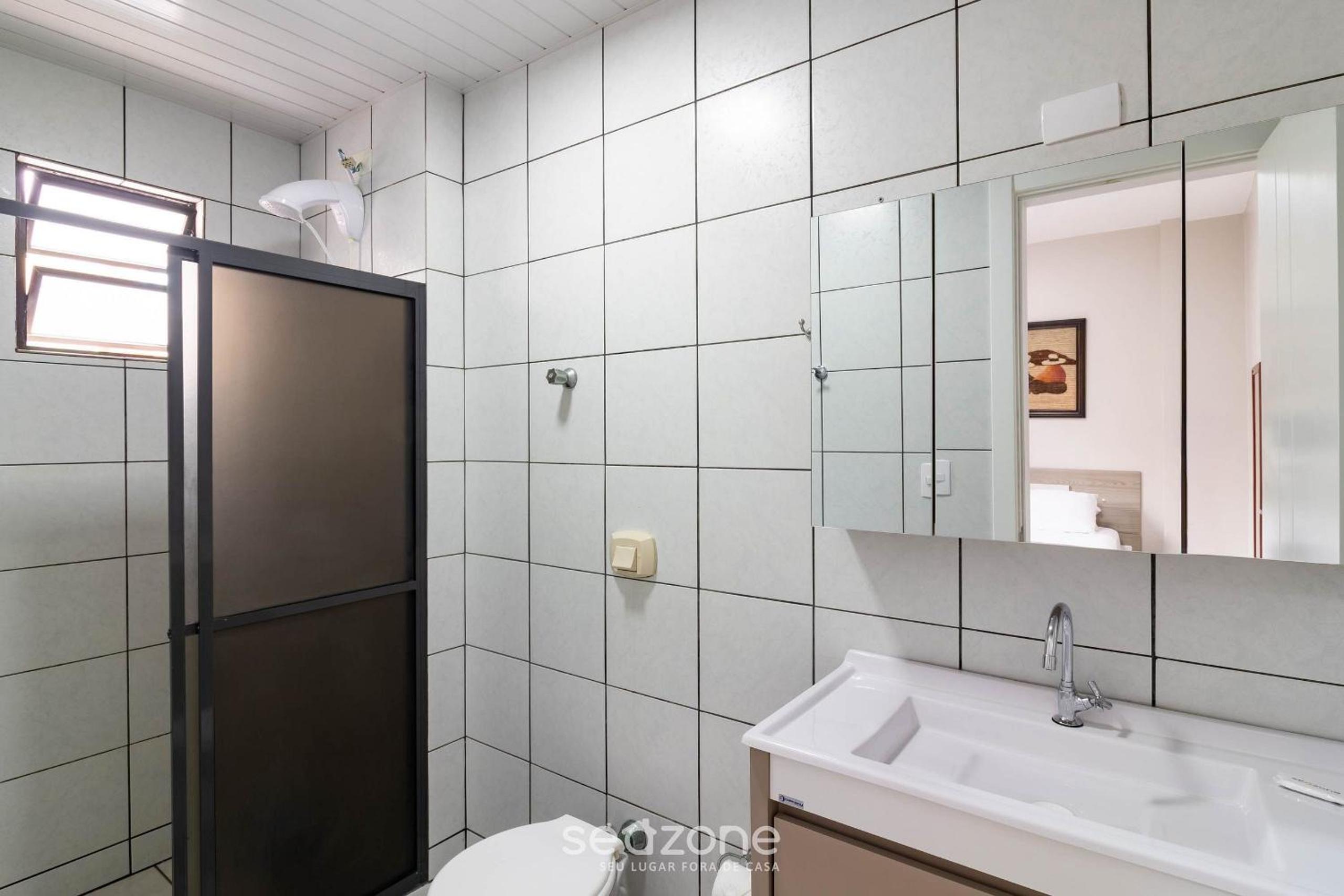 Fully equipped apartments in Meia Praia, 150m from the sea - EOOs