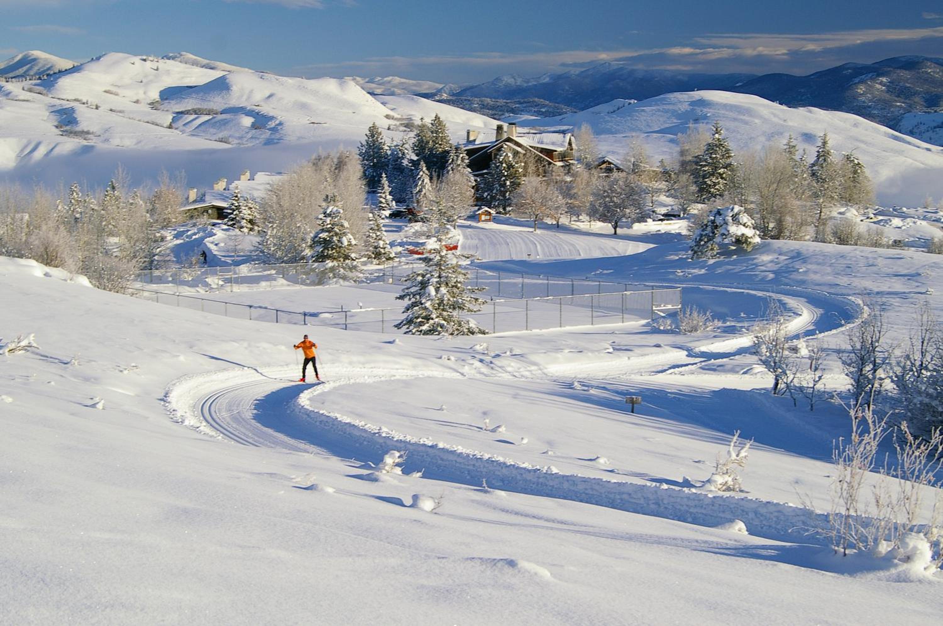 Sun Mountain Lodge