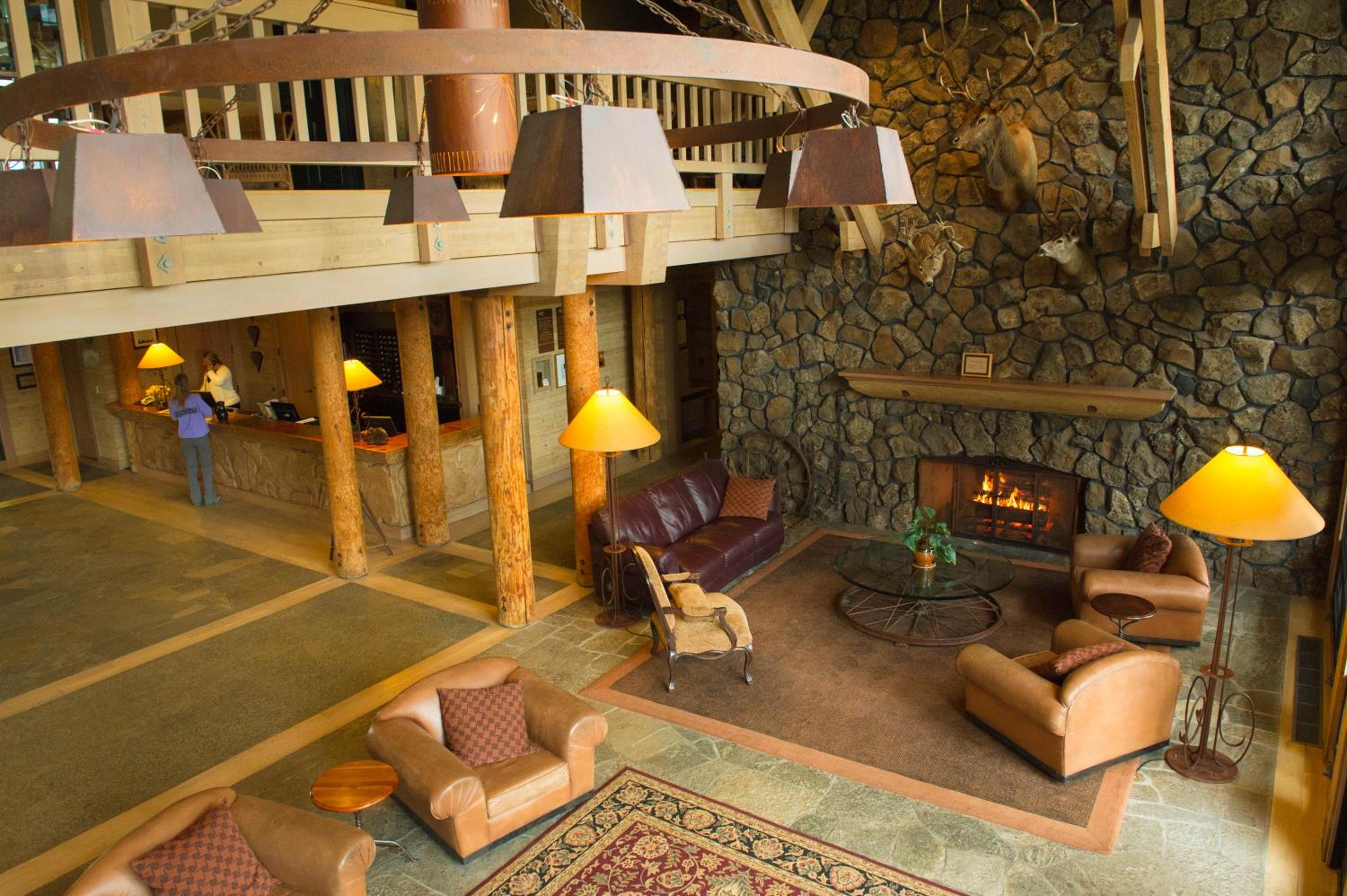 Sun Mountain Lodge