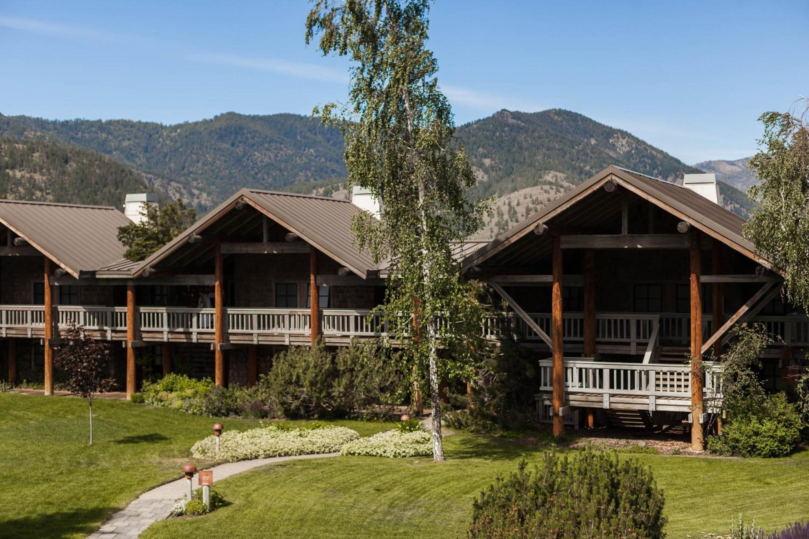 Sun Mountain Lodge