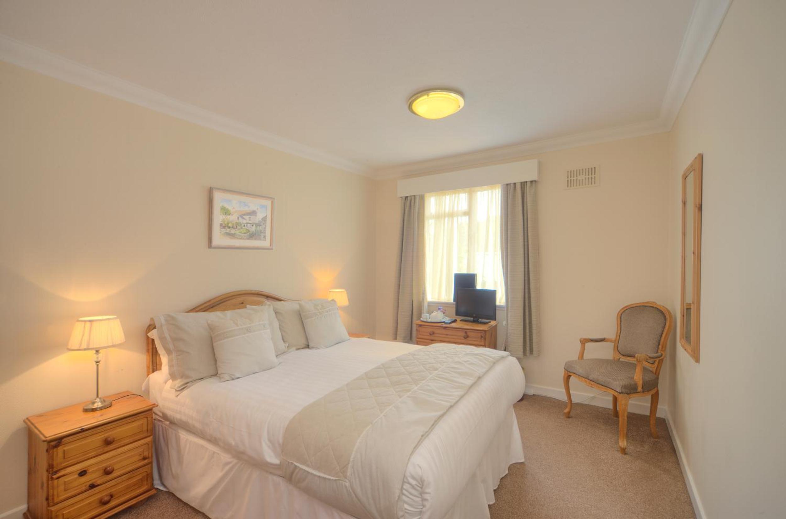 Lochnell Arms Hotel