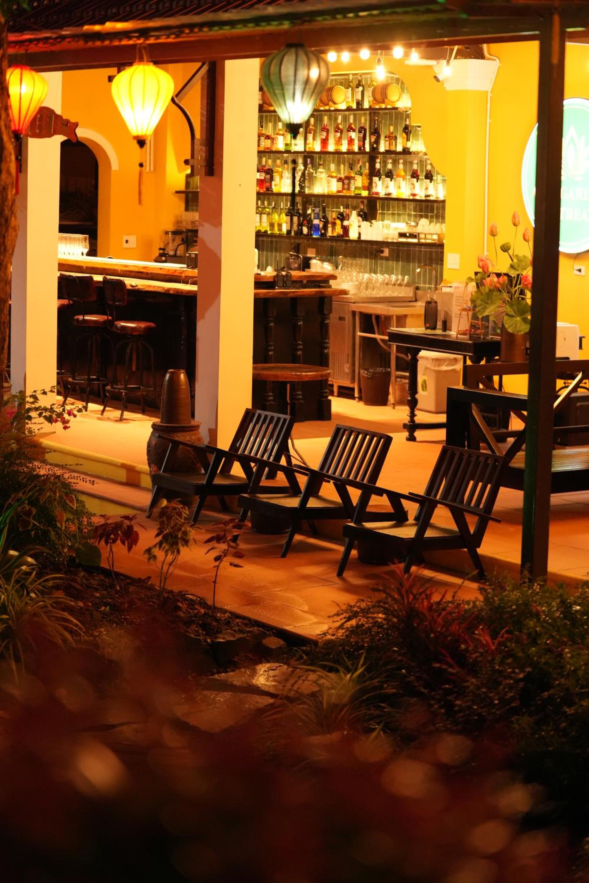 ANN GARDEN RETREAT by Secret Garden Cat Ba