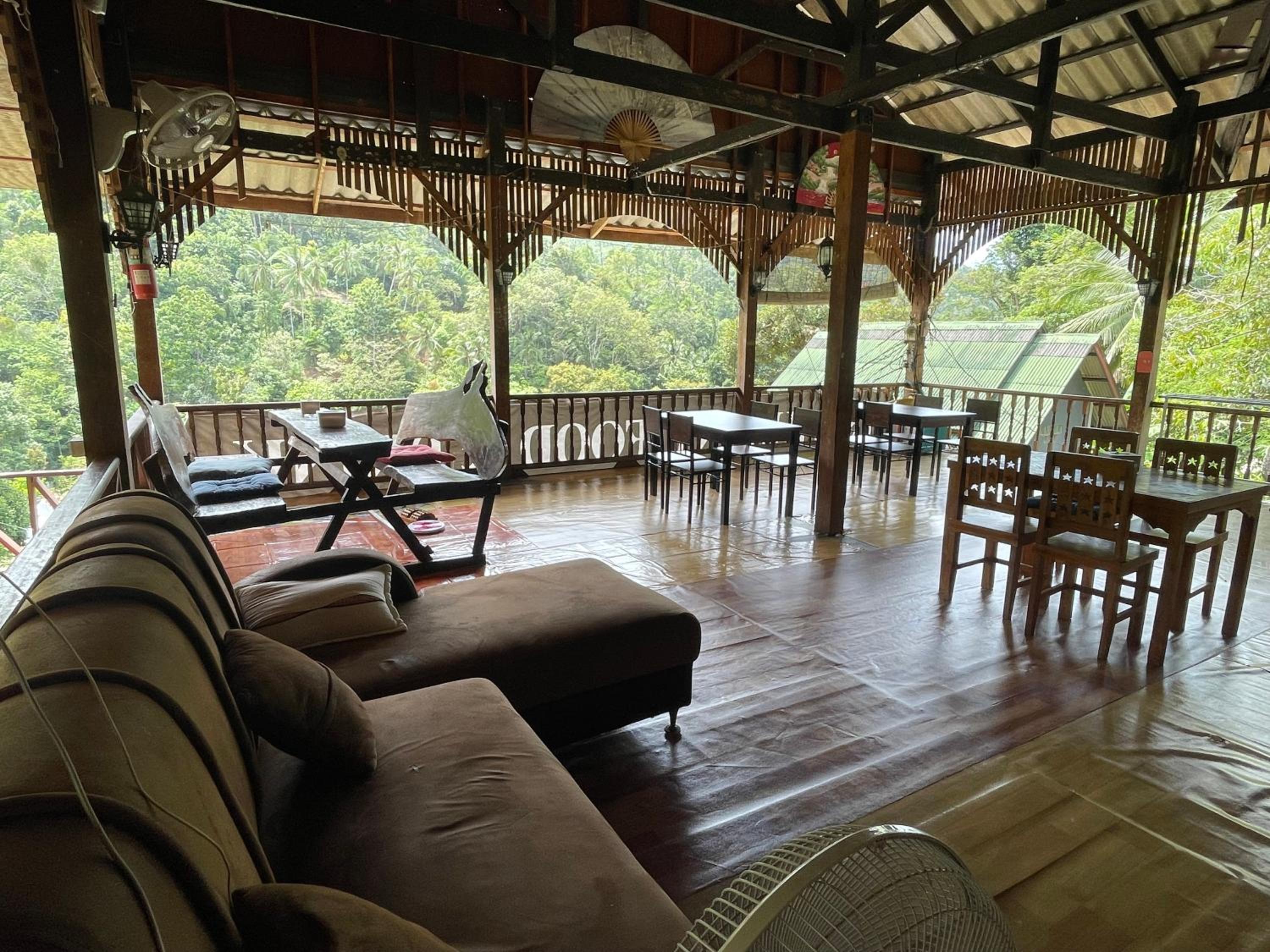 Banchasramanora resort