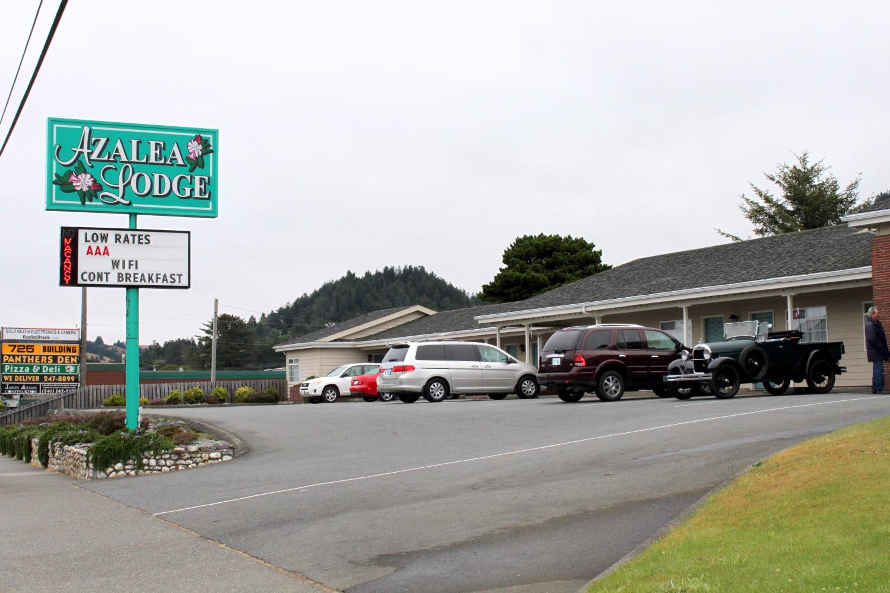Azalea Lodge