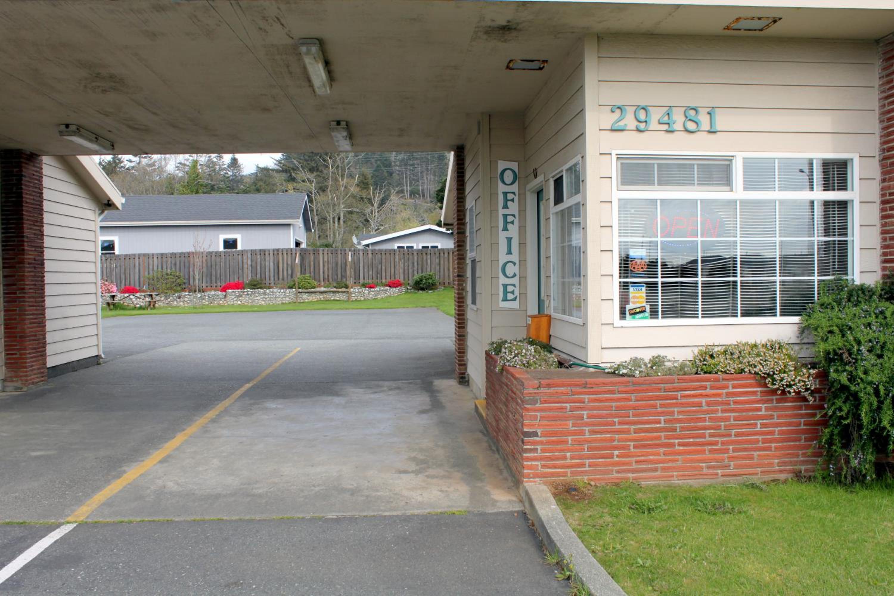 Azalea Lodge