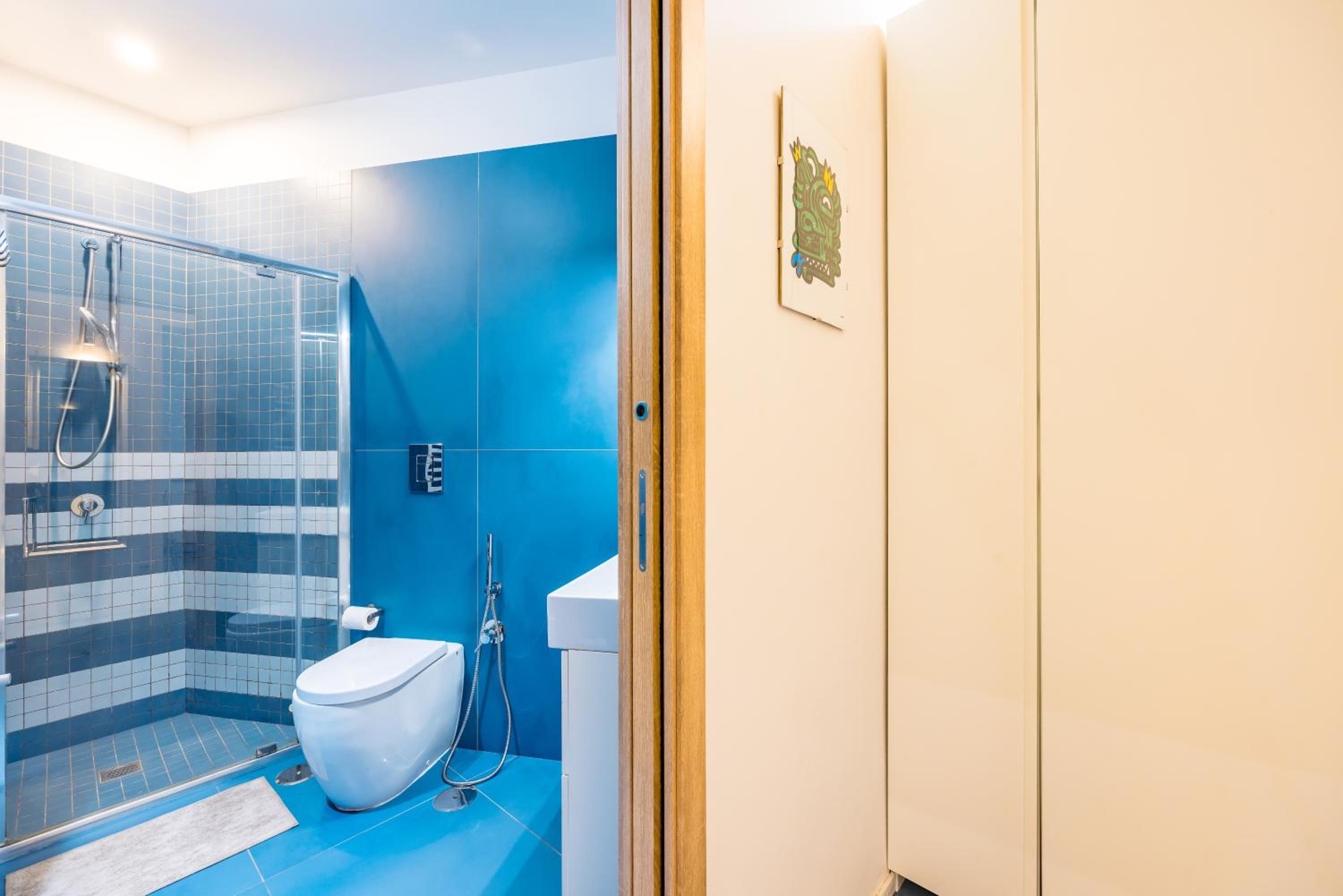 Art Apartment by Napoliapartments