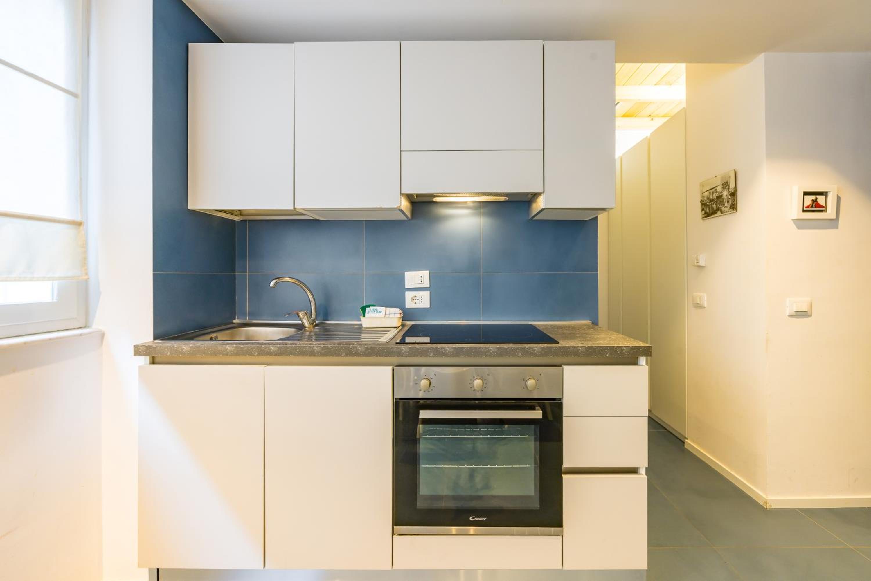 Art Apartment by Napoliapartments