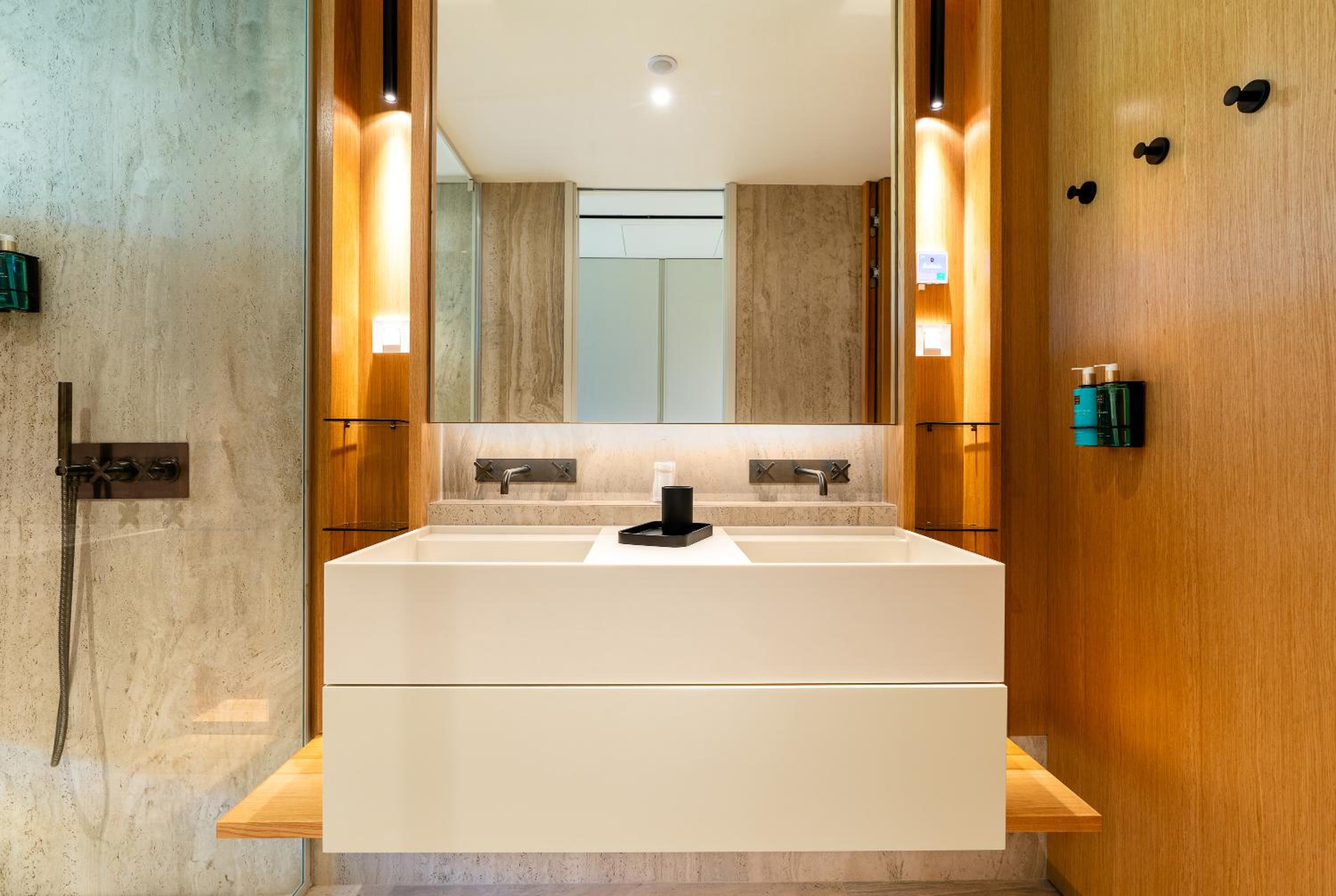 Savoy Monumentalis I by Madeira Dream Stays