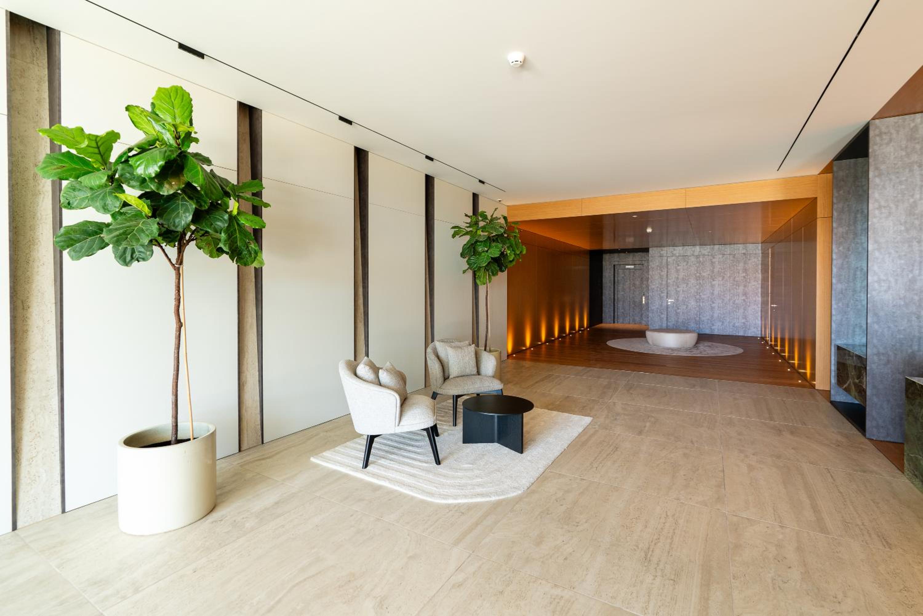Savoy Monumentalis I by Madeira Dream Stays