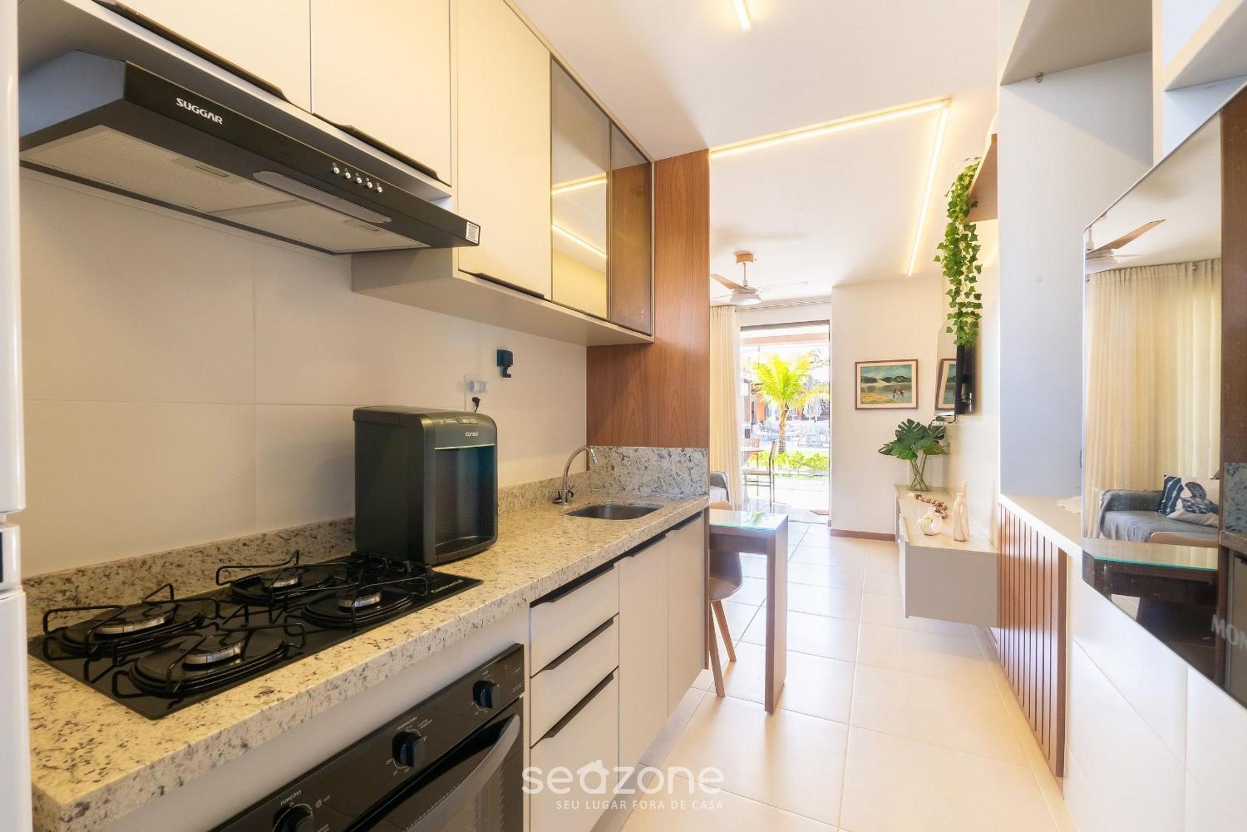 Condo with Pool 450m from the Beach in Itacimirim - VBRs