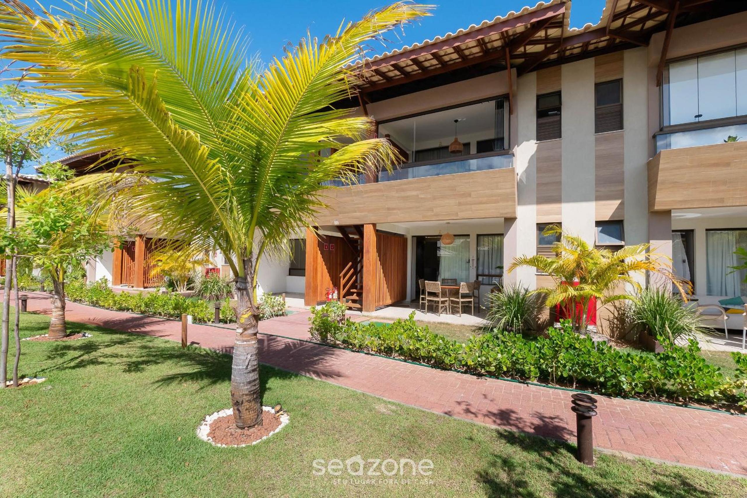 Condo with Pool 450m from the Beach in Itacimirim - VBRs