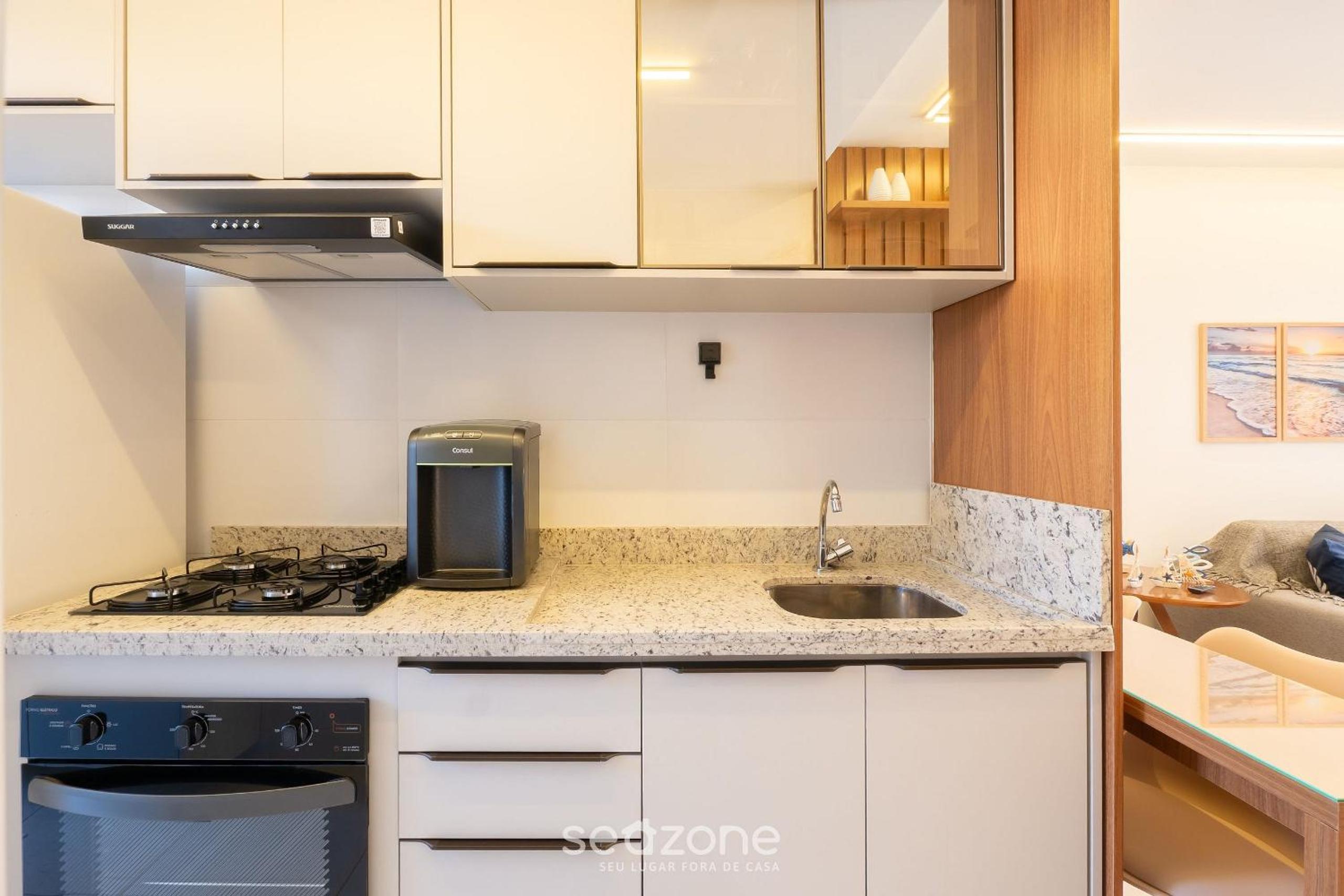 Condo with Pool 450m from the Beach in Itacimirim - VBRs