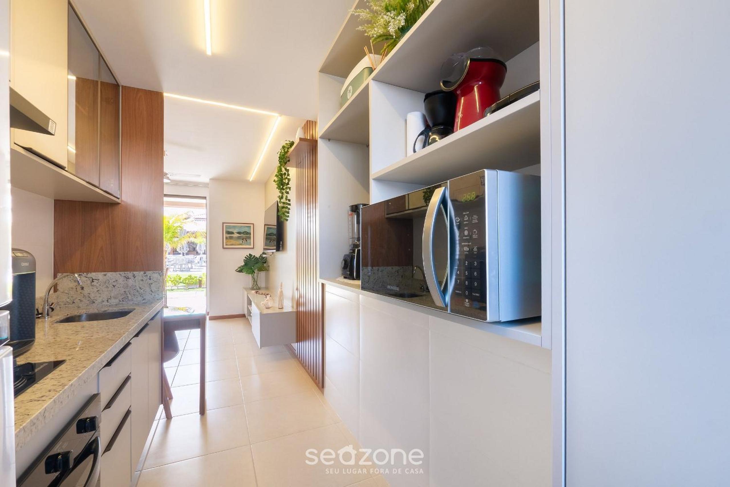Condo with Pool 450m from the Beach in Itacimirim - VBRs