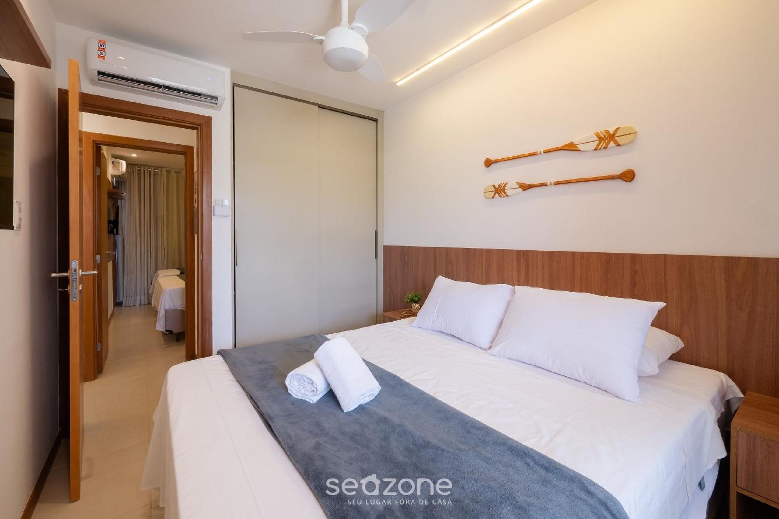 Condo with Pool 450m from the Beach in Itacimirim - VBRs
