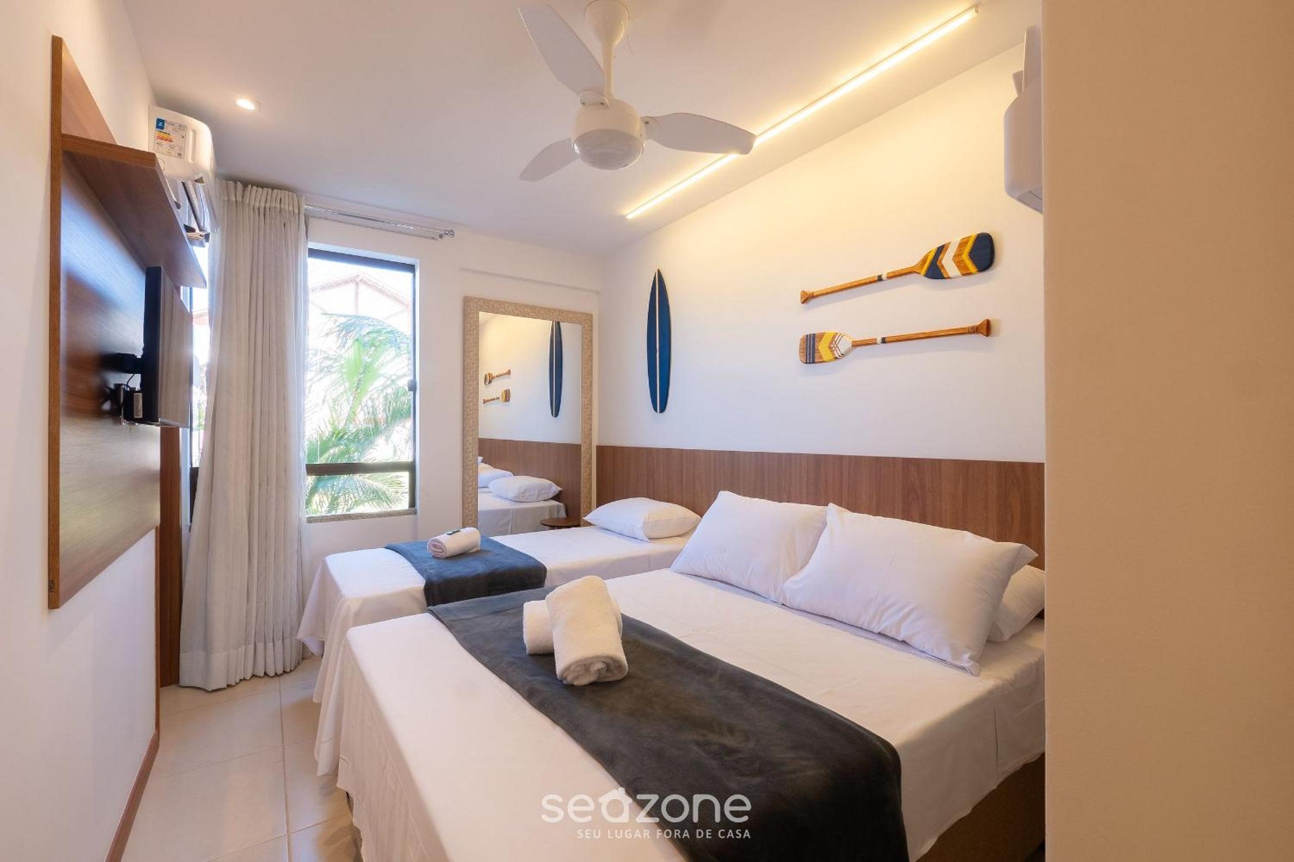Condo with Pool 450m from the Beach in Itacimirim - VBRs