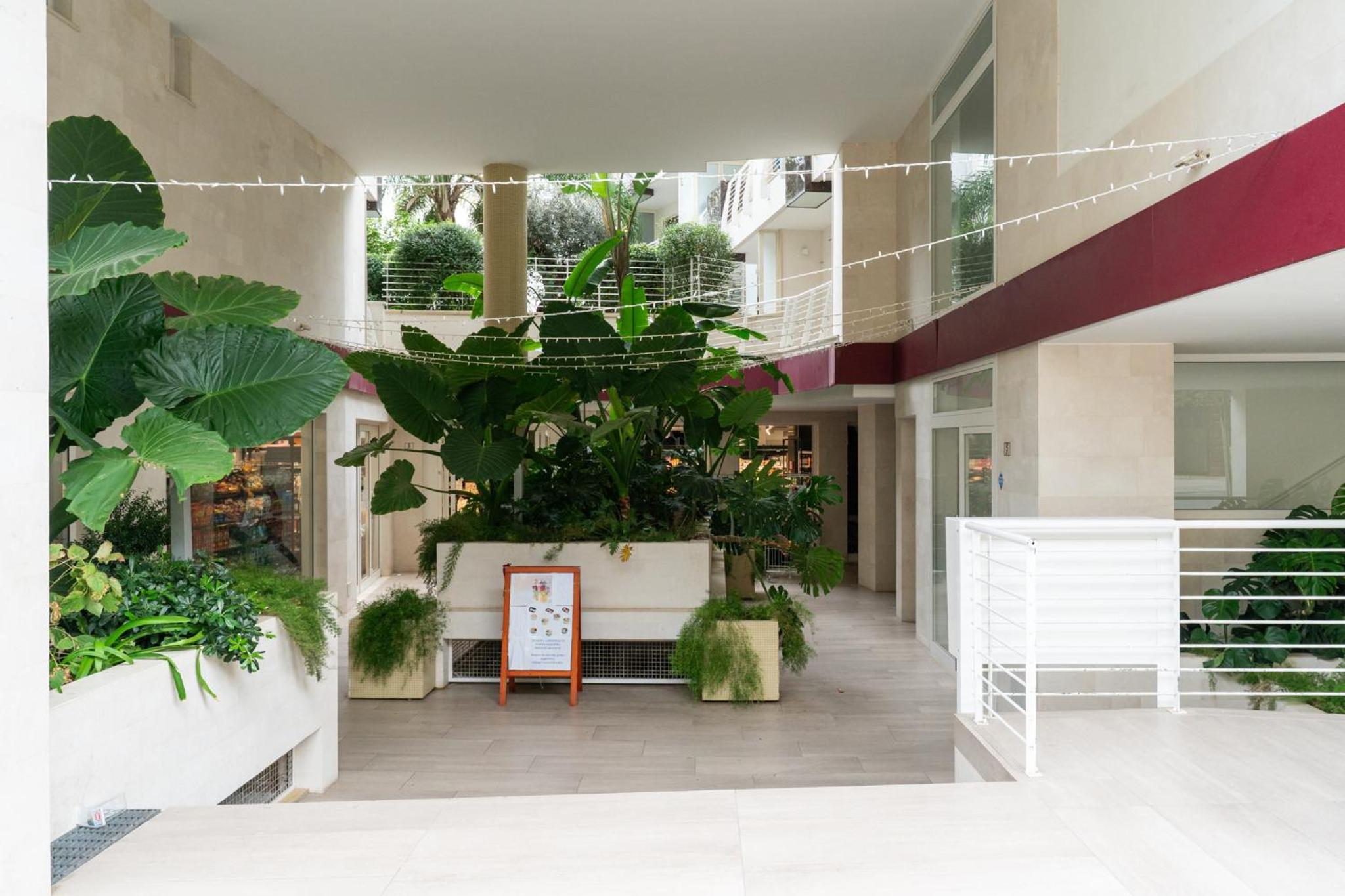 Frizzcafè Loft by Wonderful Italy