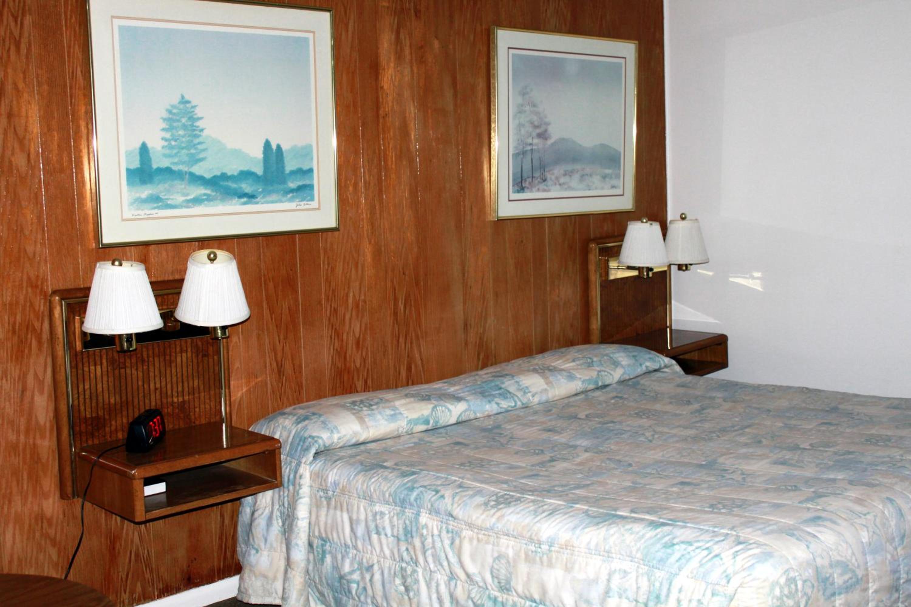 Motel 101 view 3