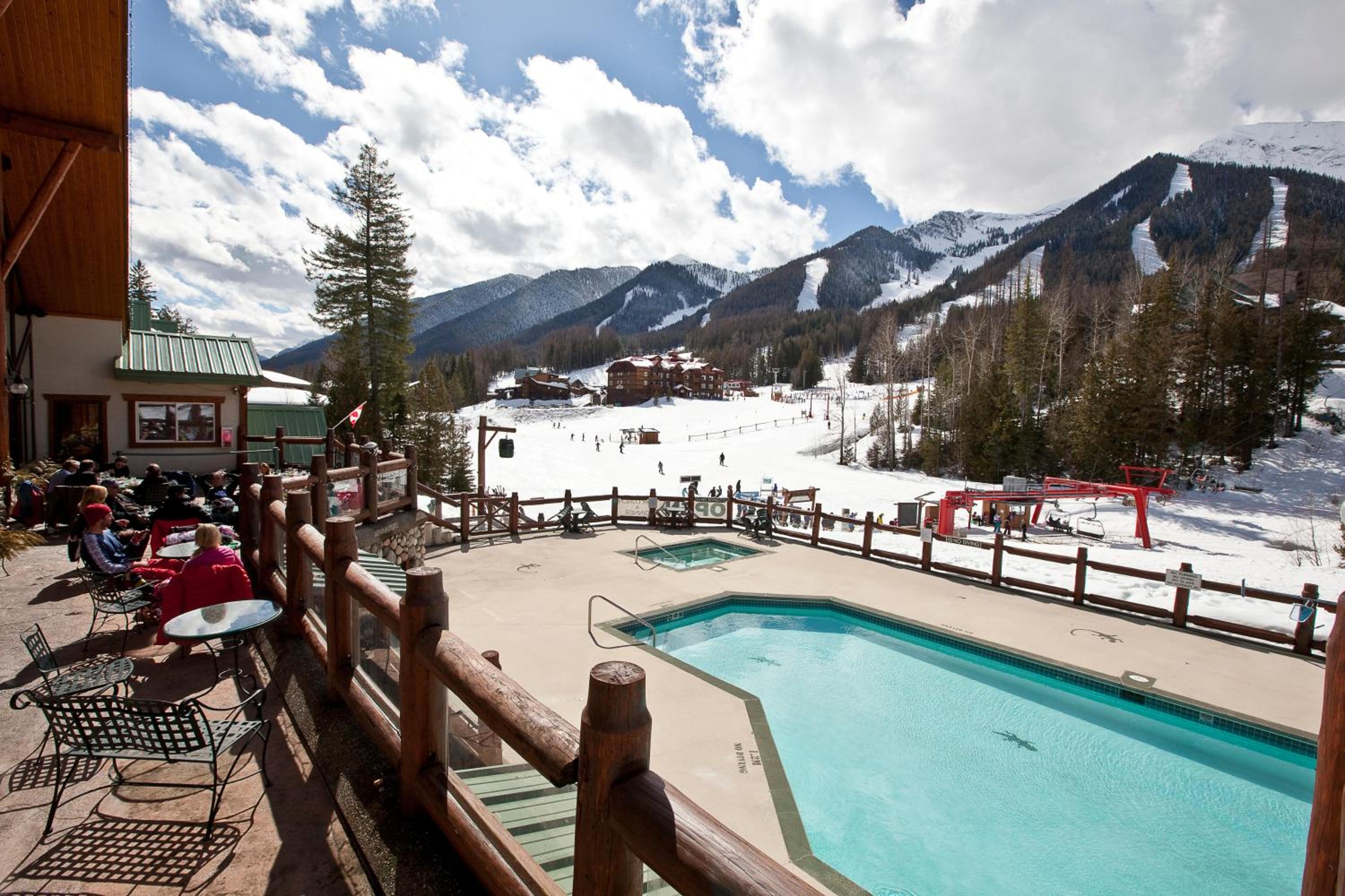 Fernie Vacations - Lizard Creek Lodge - Property Image 3