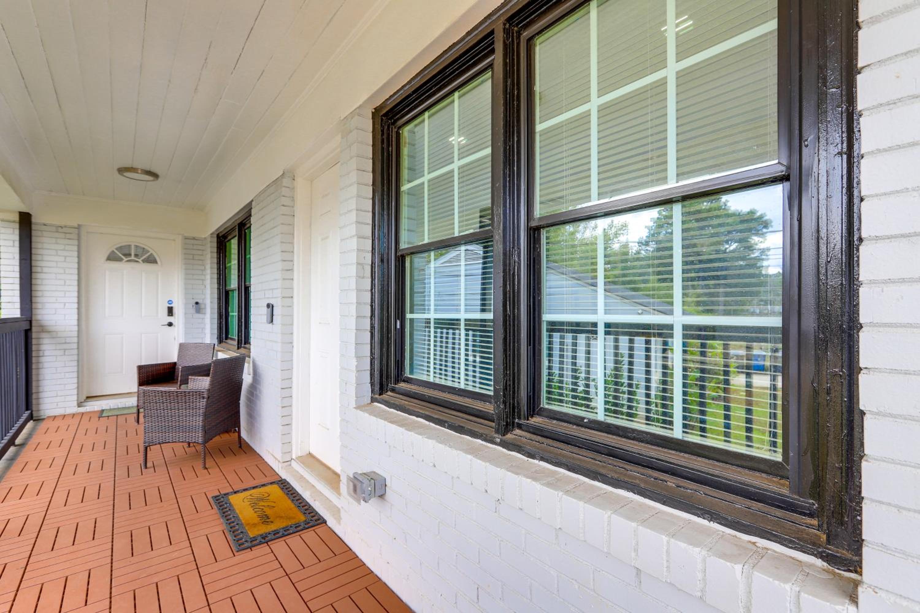 5 Mi to Dtwn ATL Modern Duplex Home!