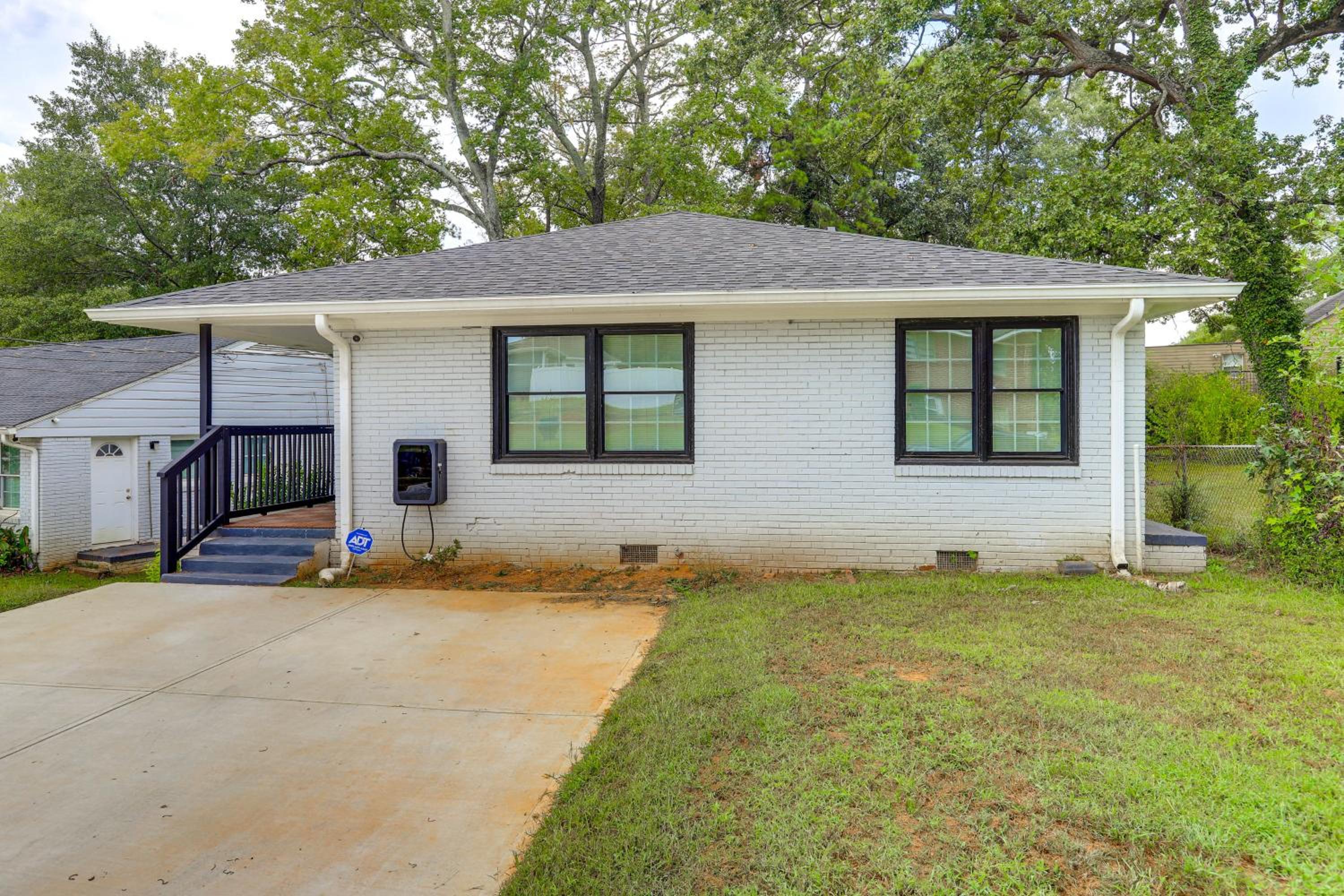 5 Mi to Dtwn ATL Modern Duplex Home!