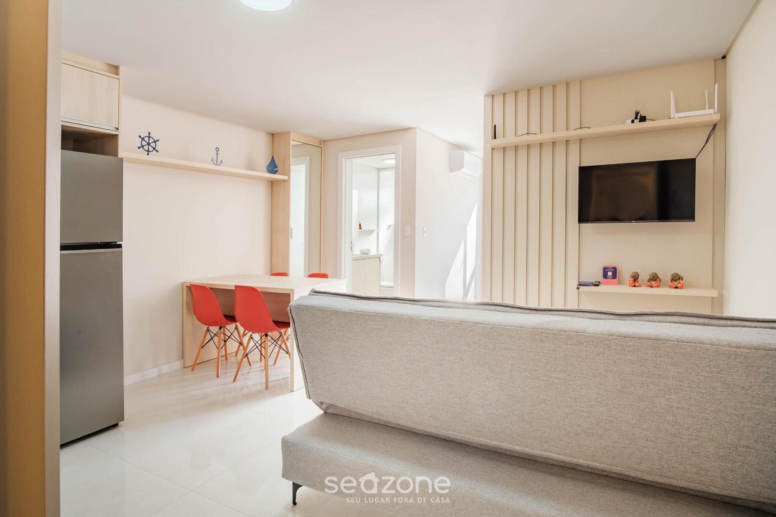 Studio in a Condo w/ Pool 550m from Beach TOR0407