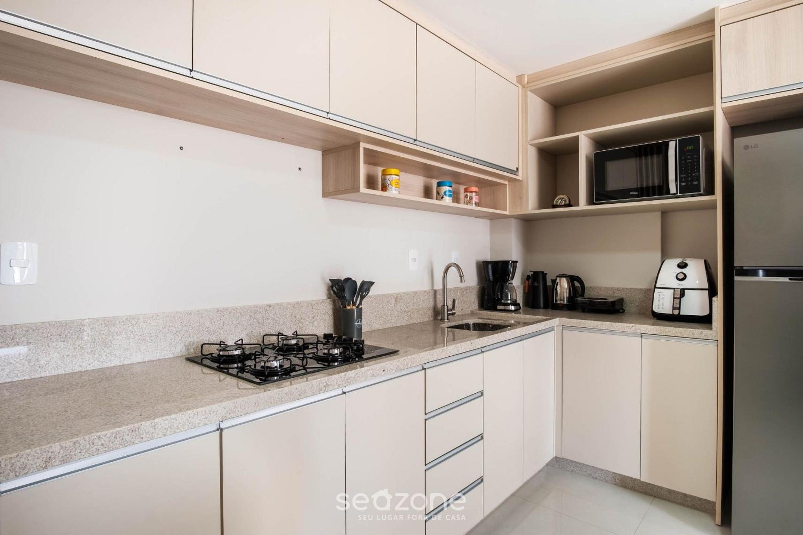Studio in a Condo w/ Pool 550m from Beach TOR0407