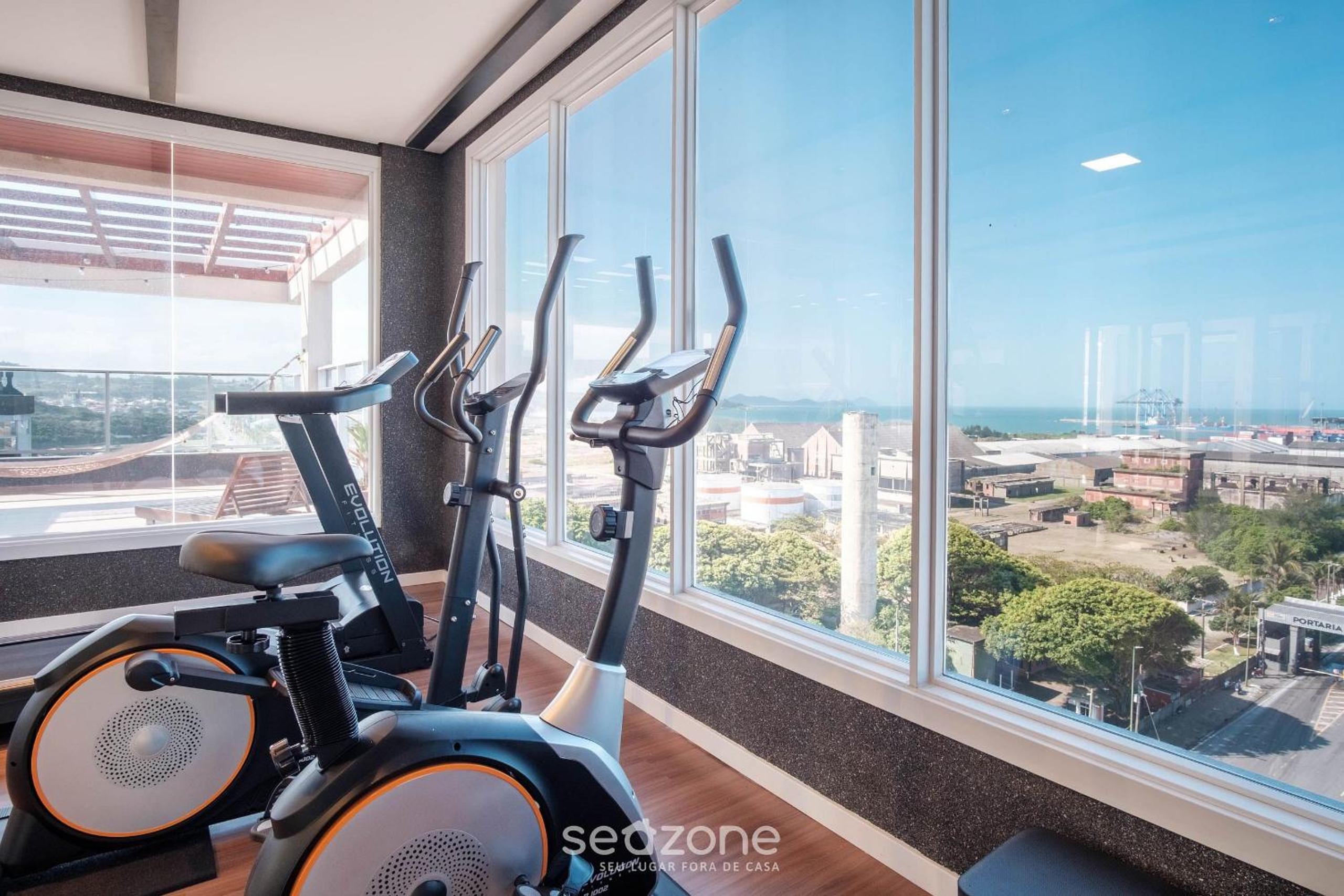 Studio in a Condo w/ Pool 550m from Beach TOR0407