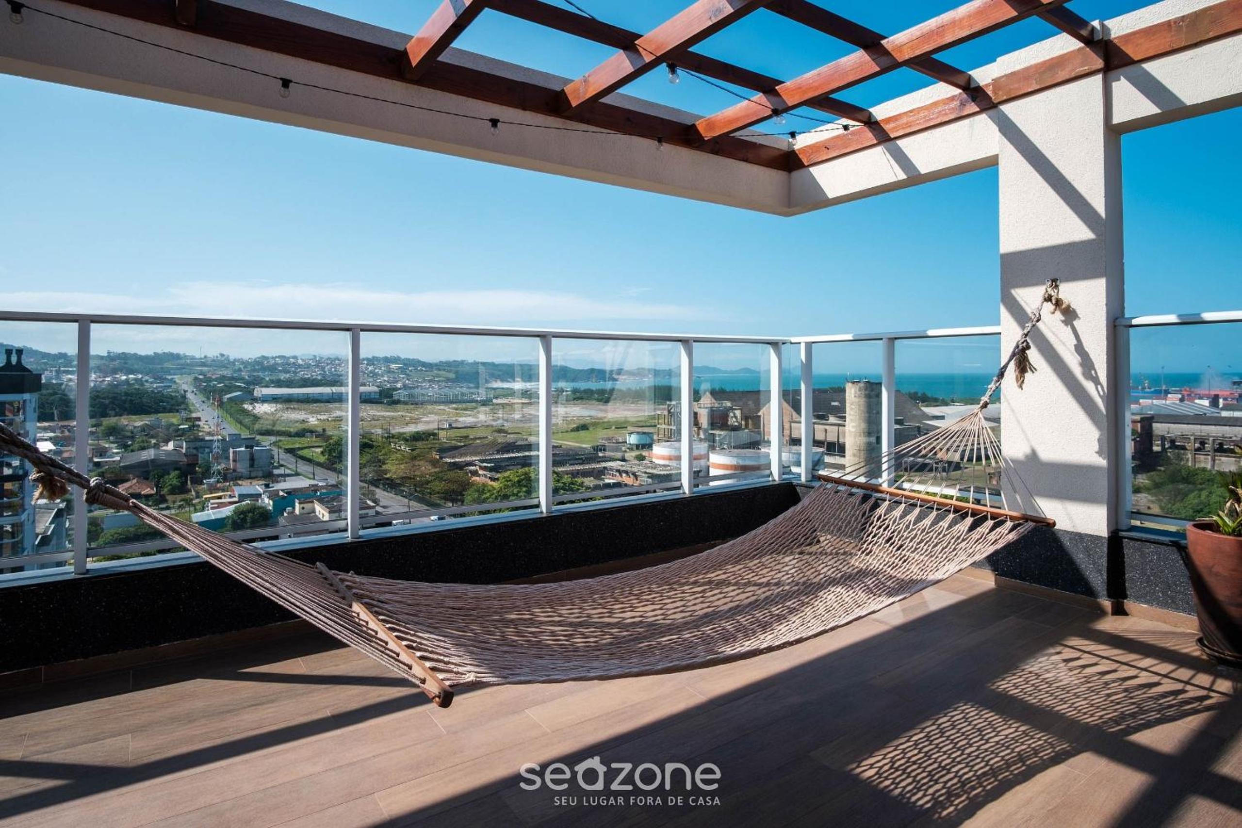 Studio in a Condo w/ Pool 550m from Beach TOR0407