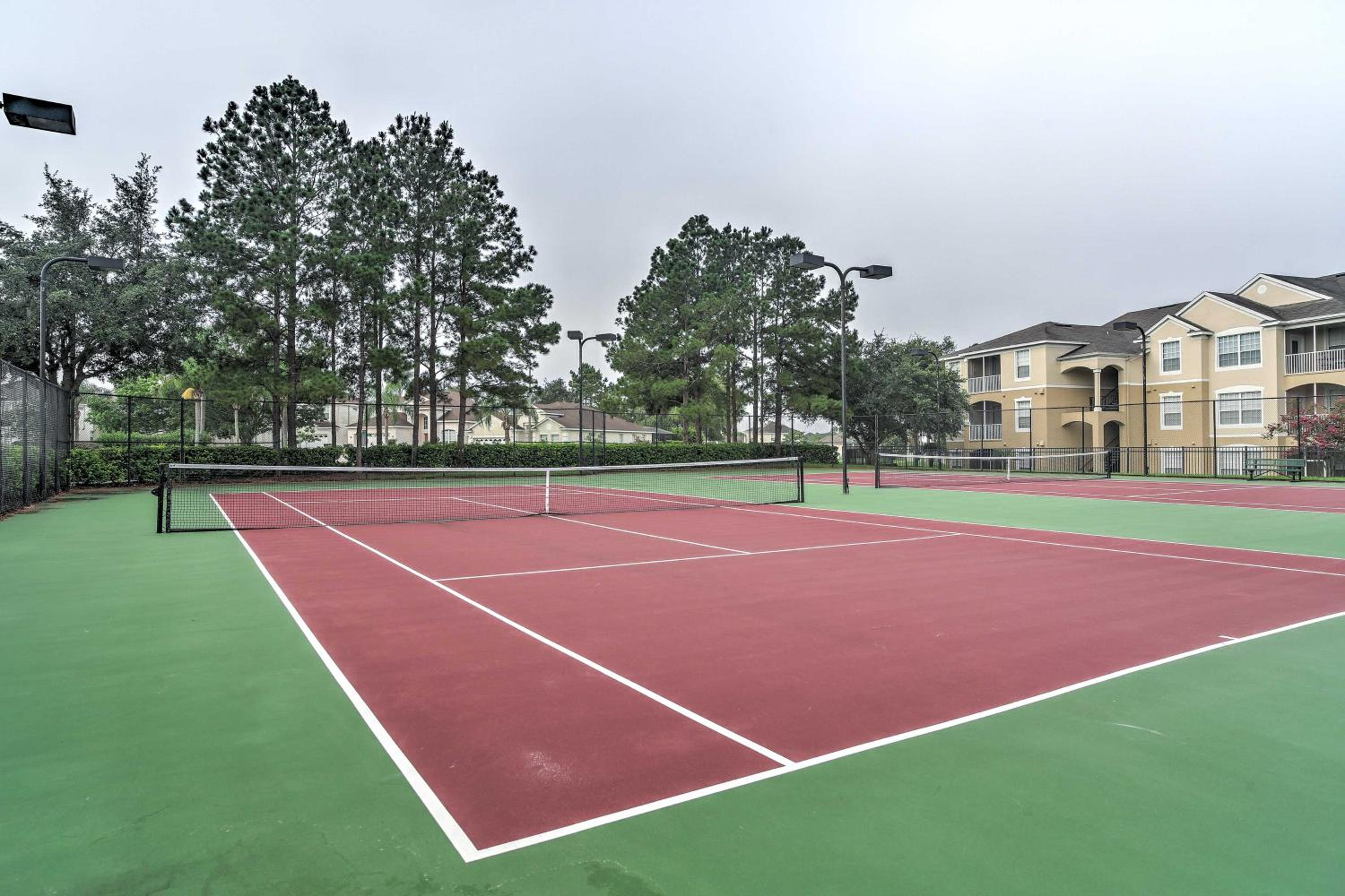 Family-Friendly Resort Getaway 5 Mi to Disney!