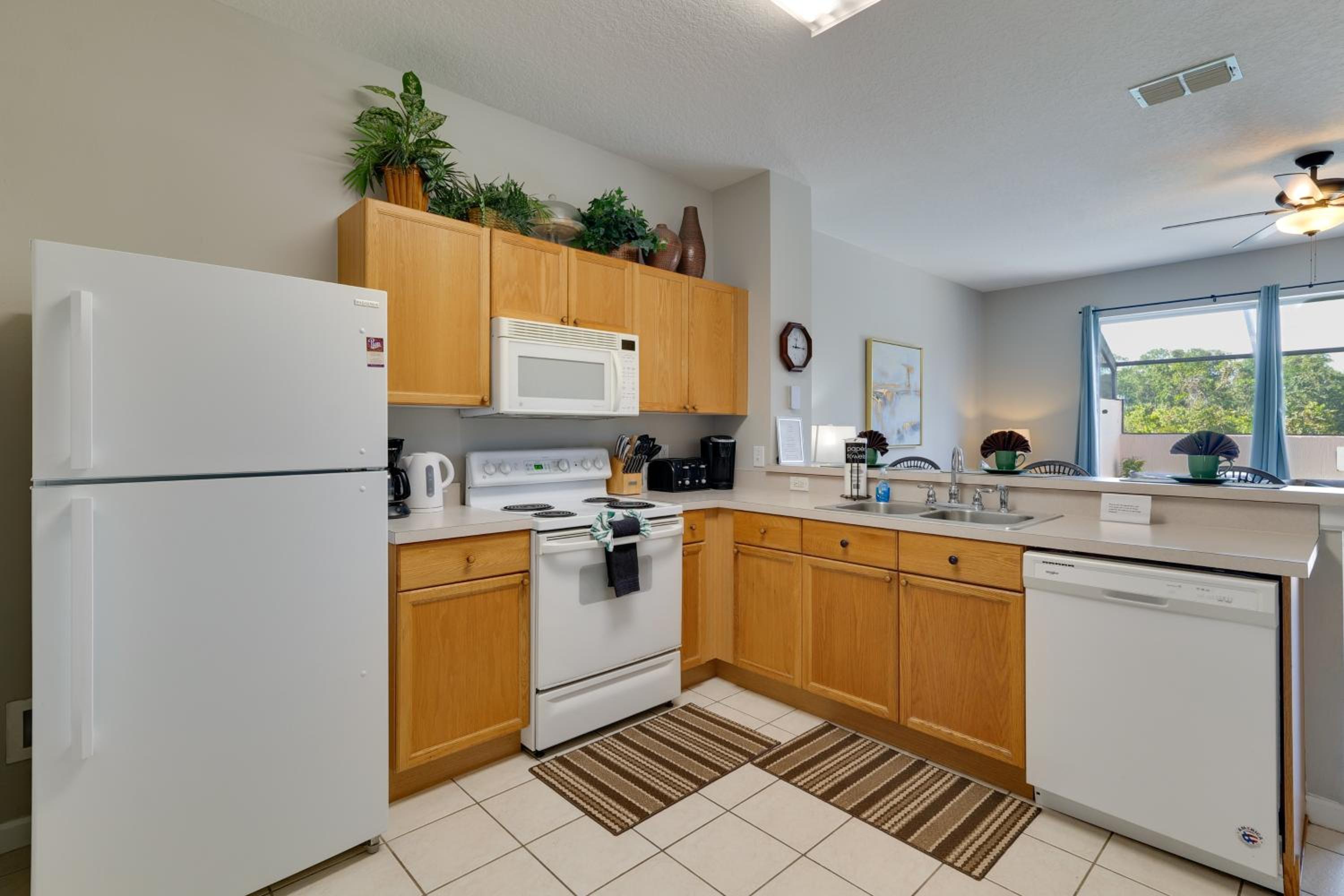 Pool and Resort Perks Family Retreat Near Disney!