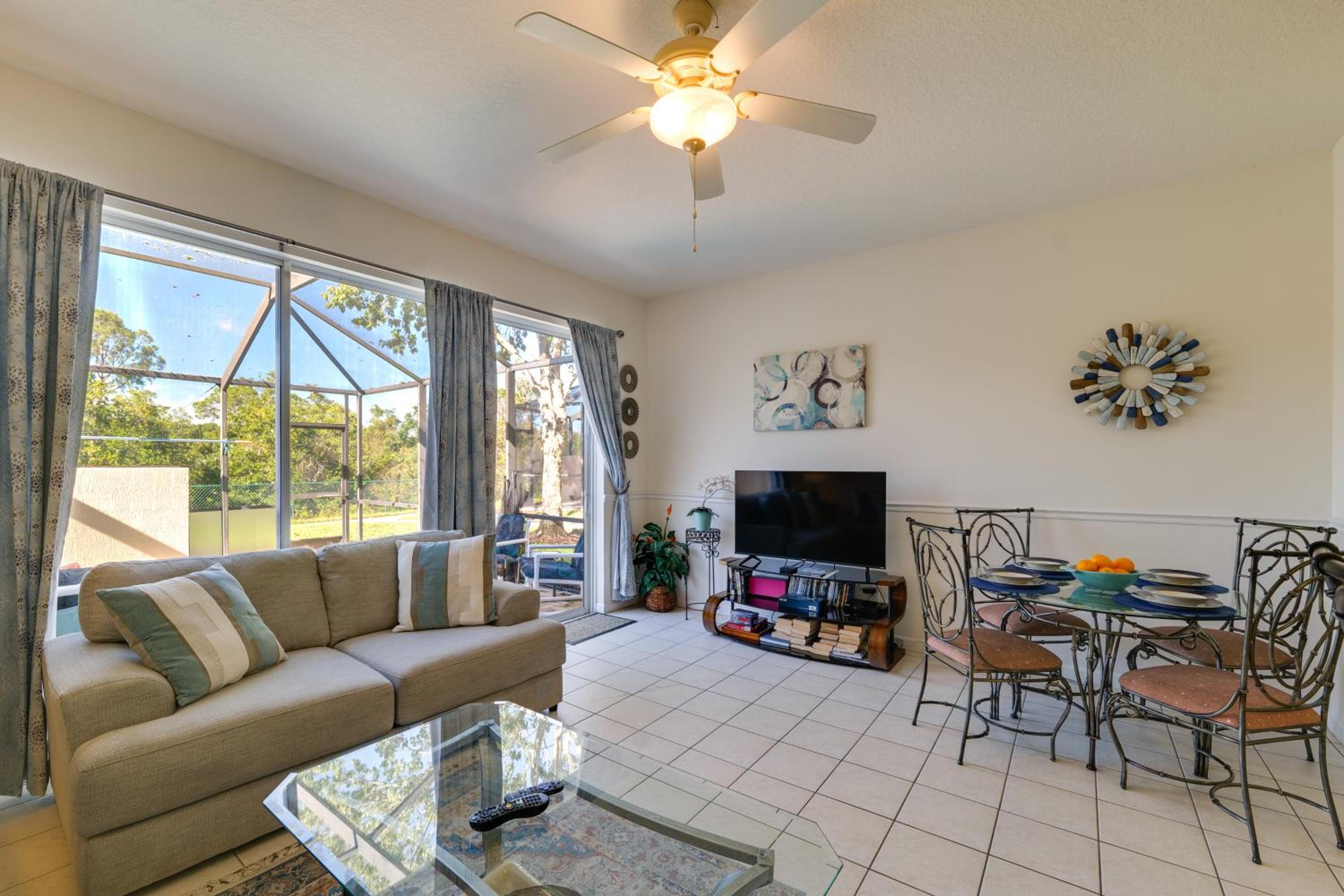 5 Mi to Disney Parks Family Home with Resort Perks!