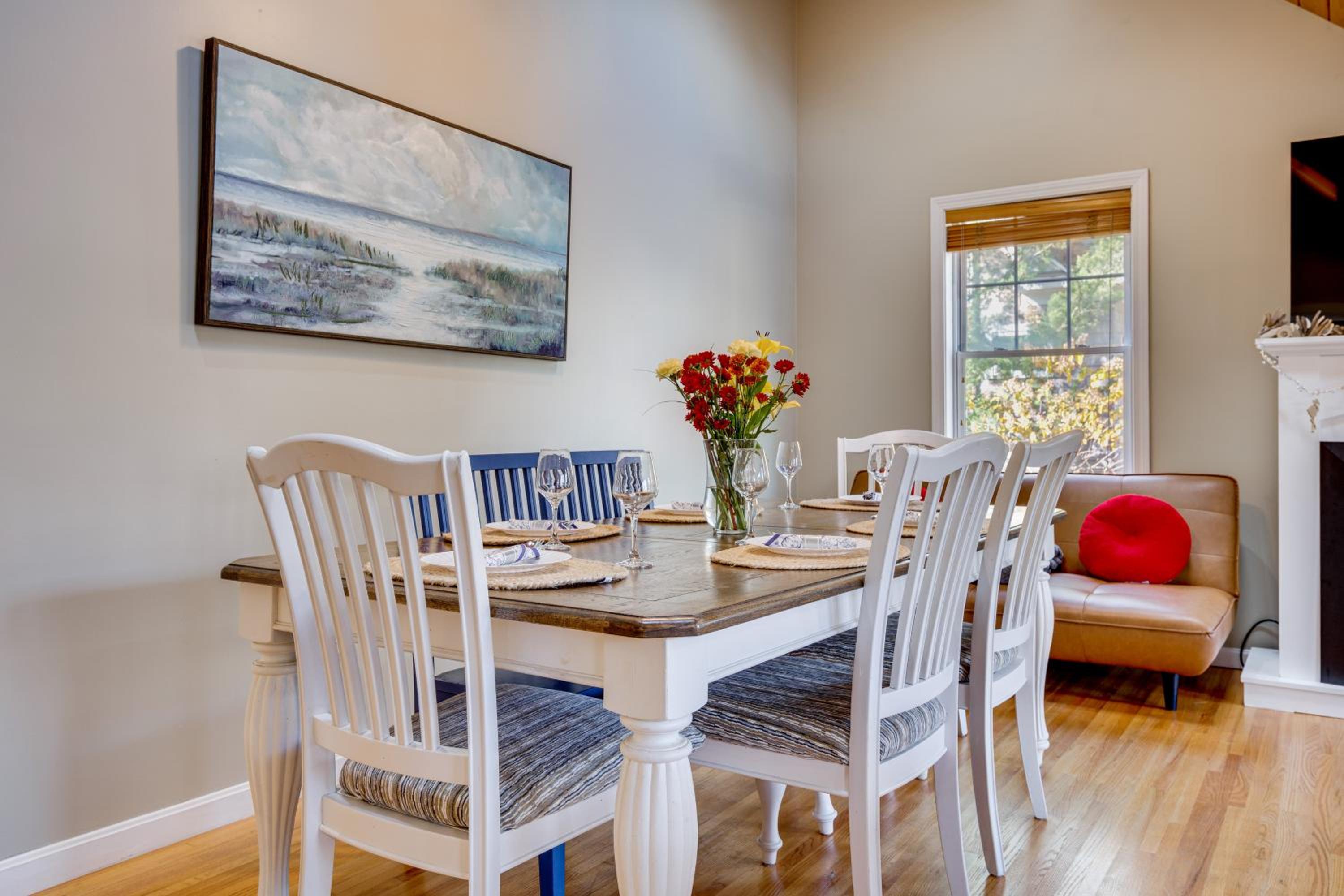 Less Than 1 Mi to Dtwn Ogunquit! Coastal Family Retreat