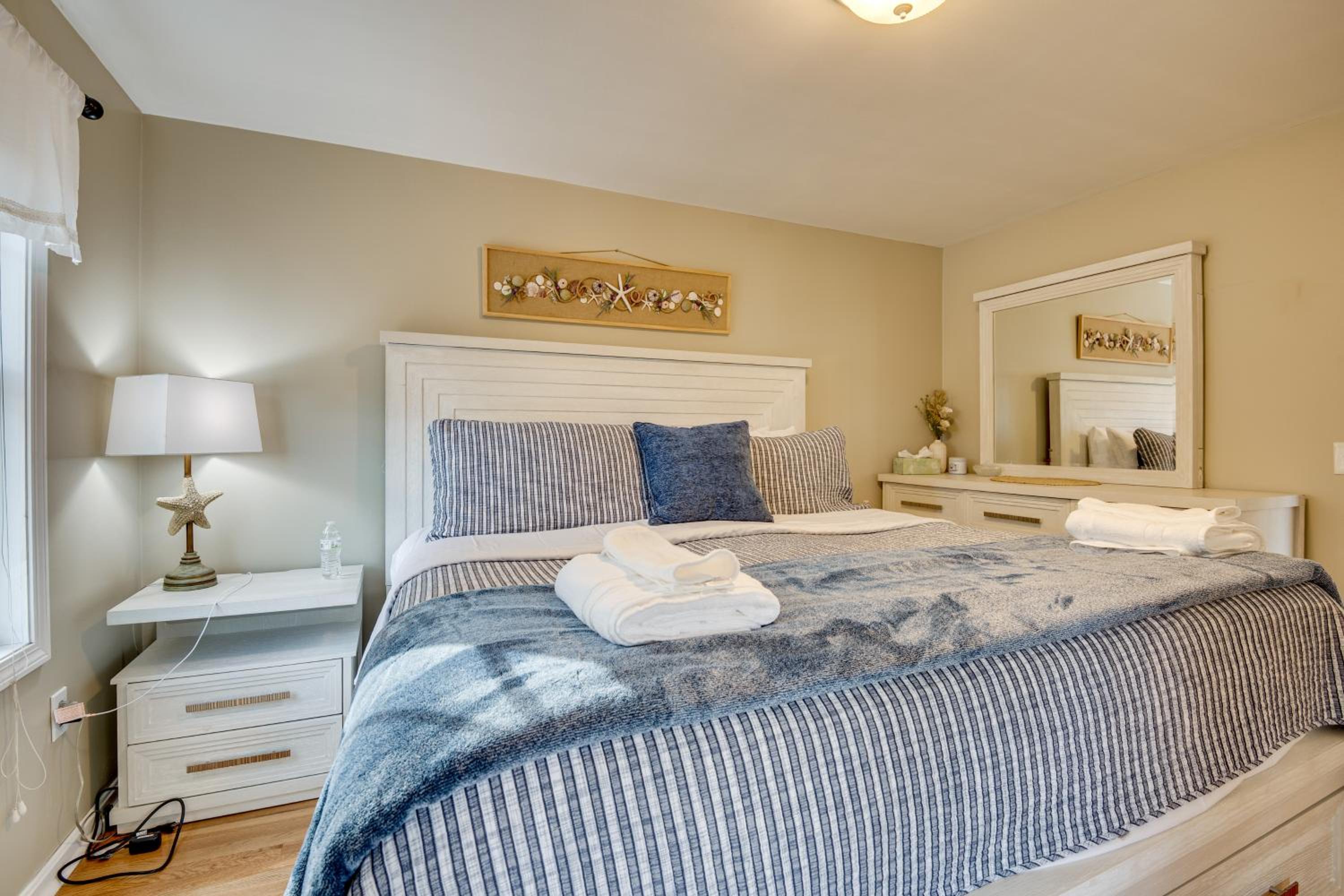 Less Than 1 Mi to Dtwn Ogunquit! Coastal Family Retreat