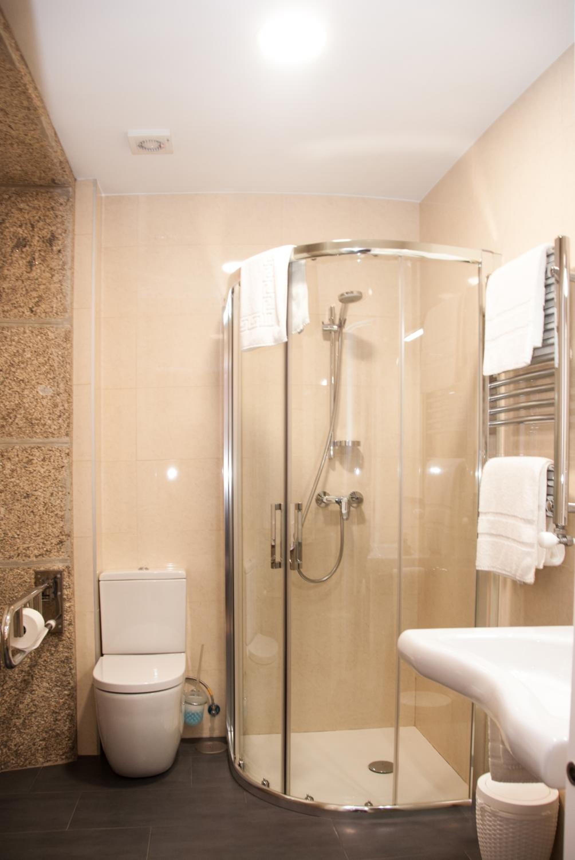 Linares Rooms Santiago