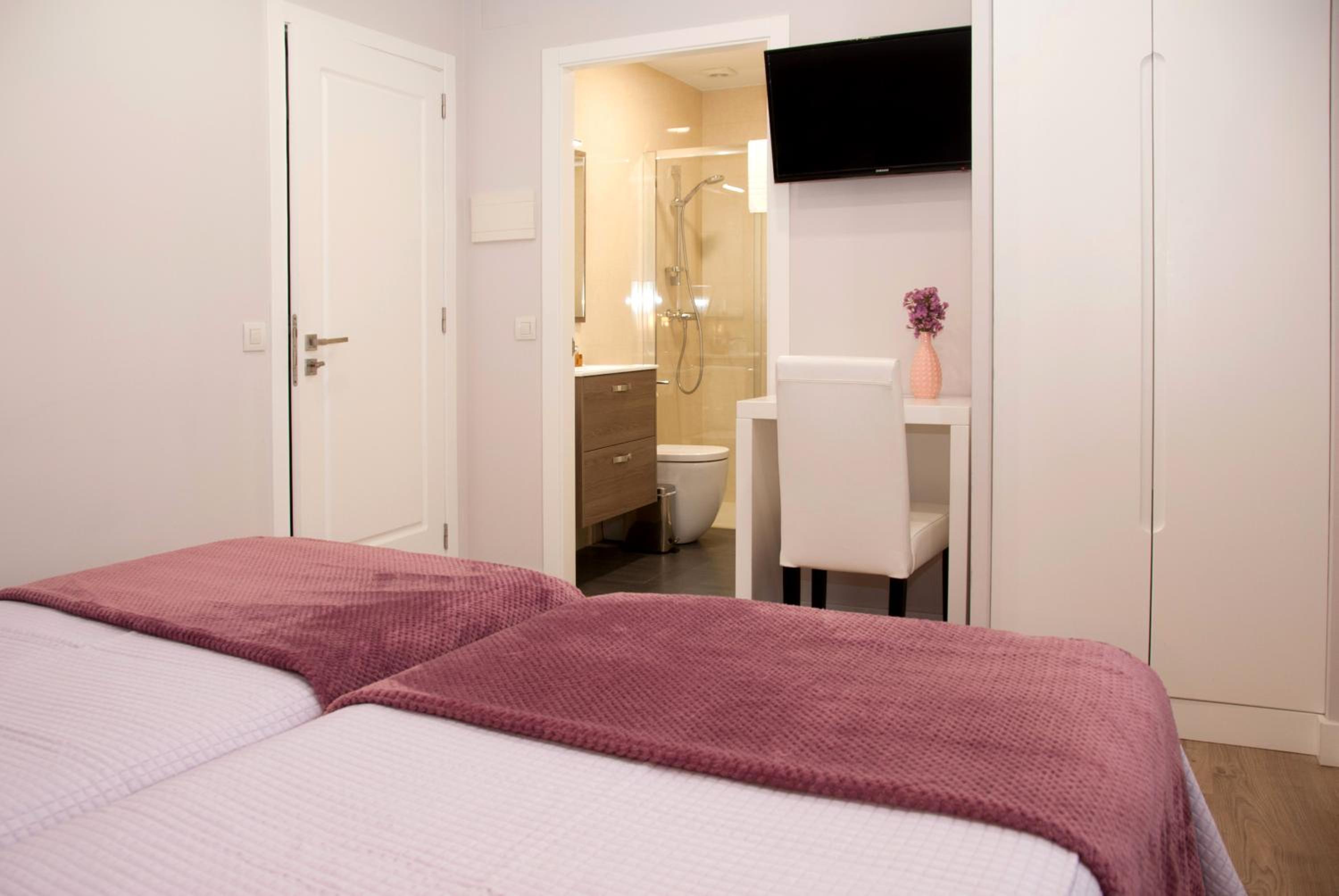 Linares Rooms Santiago