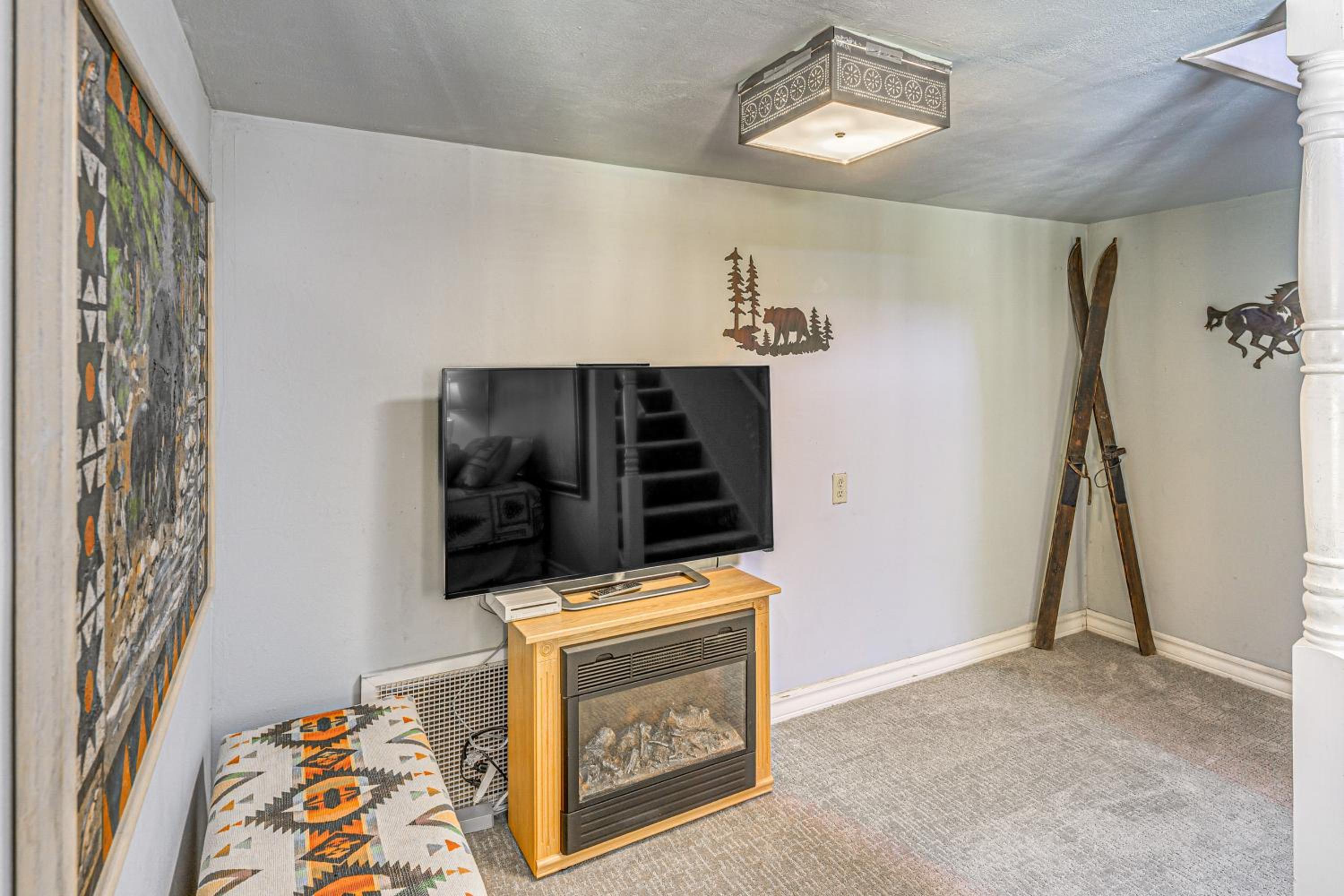 Million-Dollar Views! Alto Home Near Ski Apache