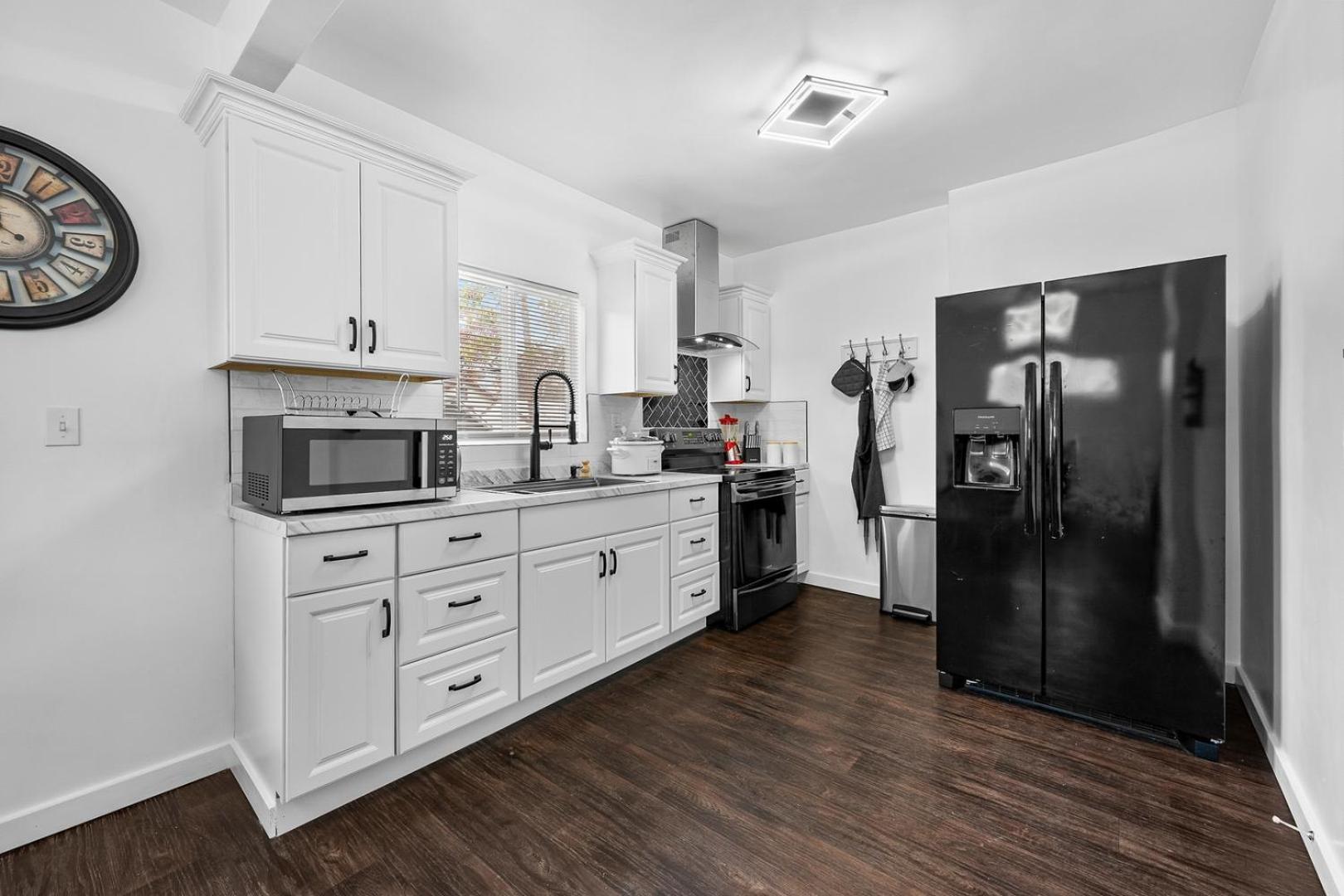 Quiet Detroit 3BR | Near Downtown + WiFi