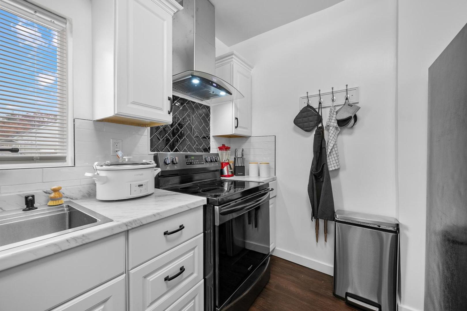 Quiet Detroit 3BR | Near Downtown + WiFi
