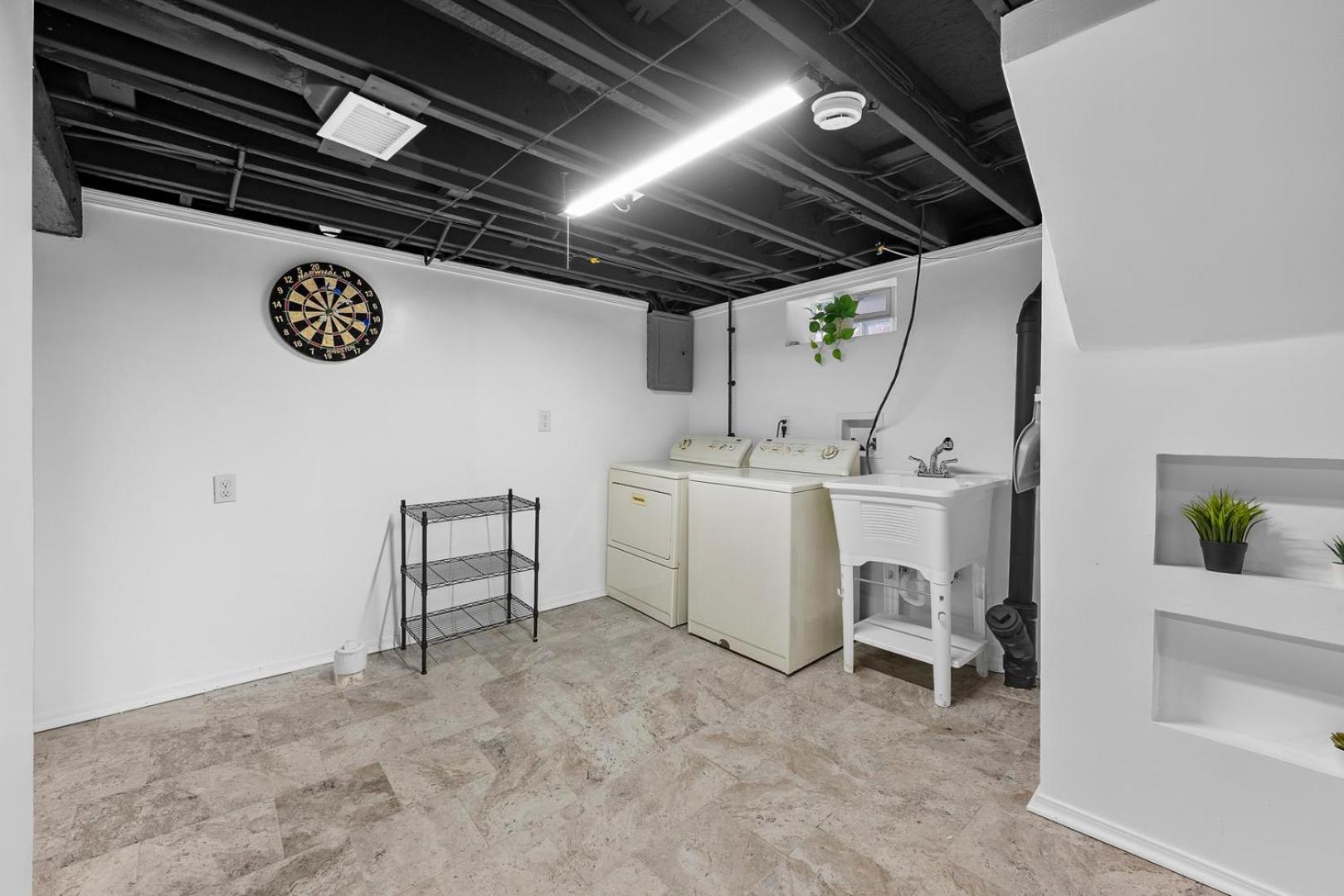 Quiet Detroit 3BR | Near Downtown + WiFi