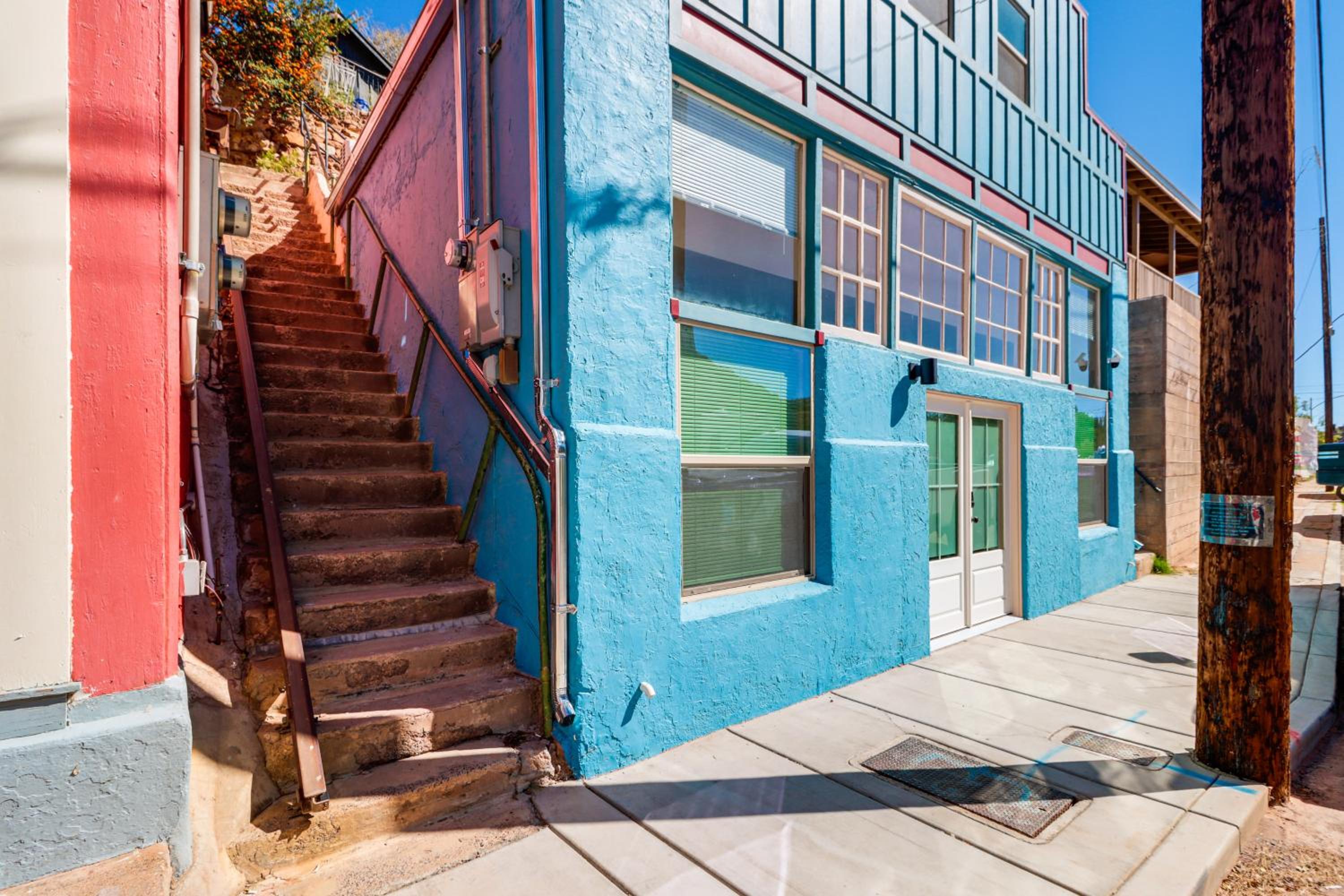 Right on Main Street! Mtn-View Bisbee Hideaway