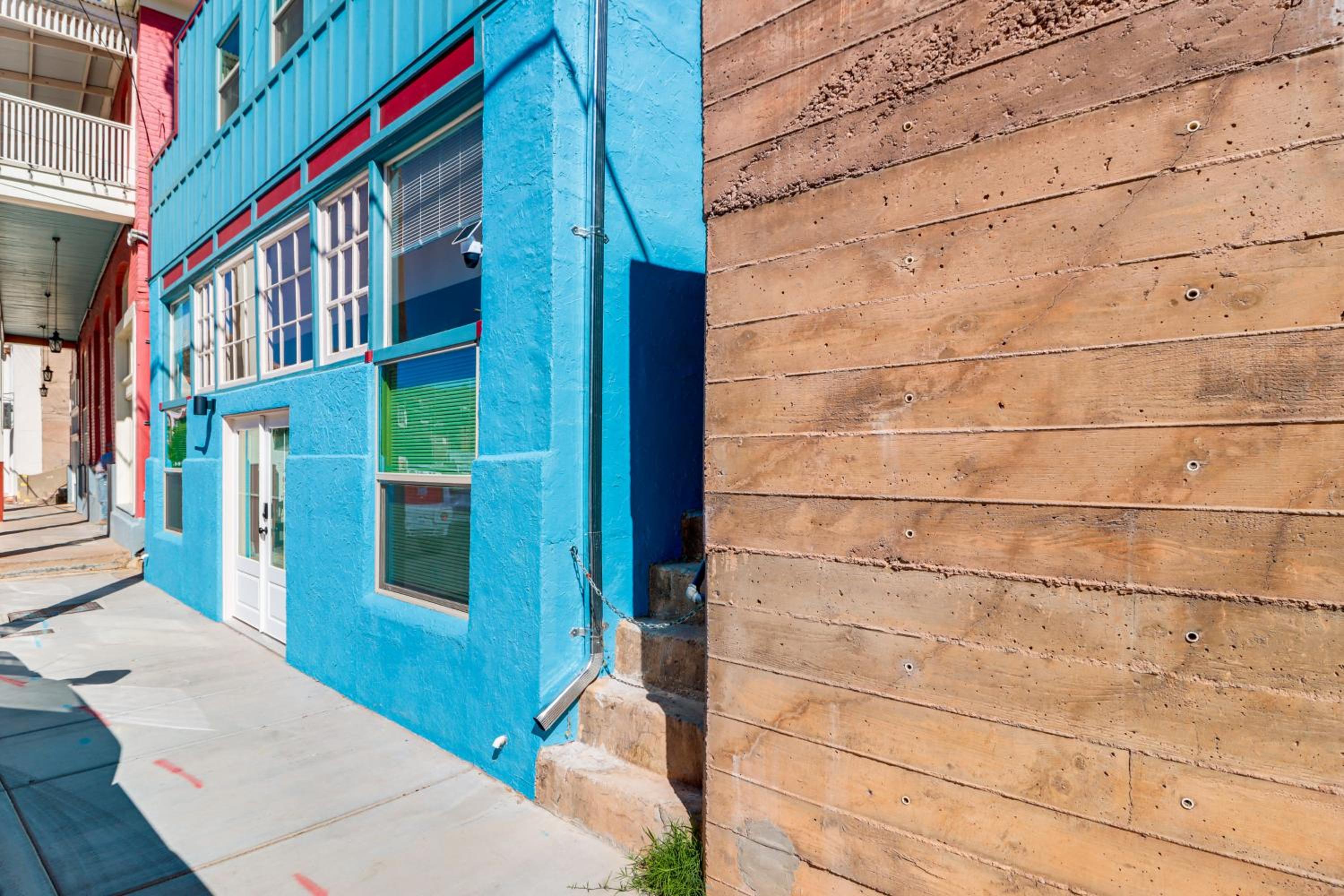 Right on Main Street! Mtn-View Bisbee Hideaway