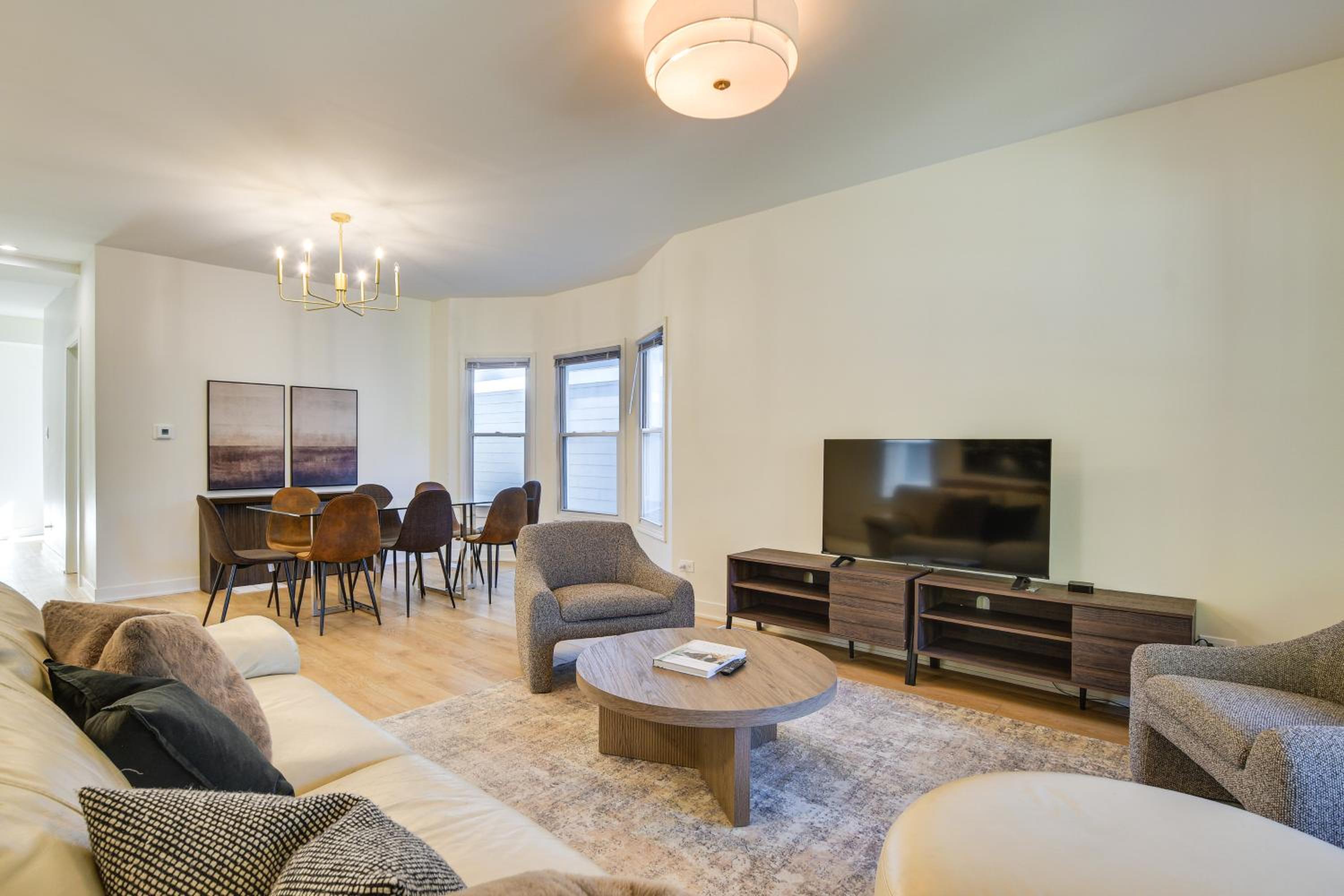 Shop, Dine and Unwind Oak Park Home with Private Yard