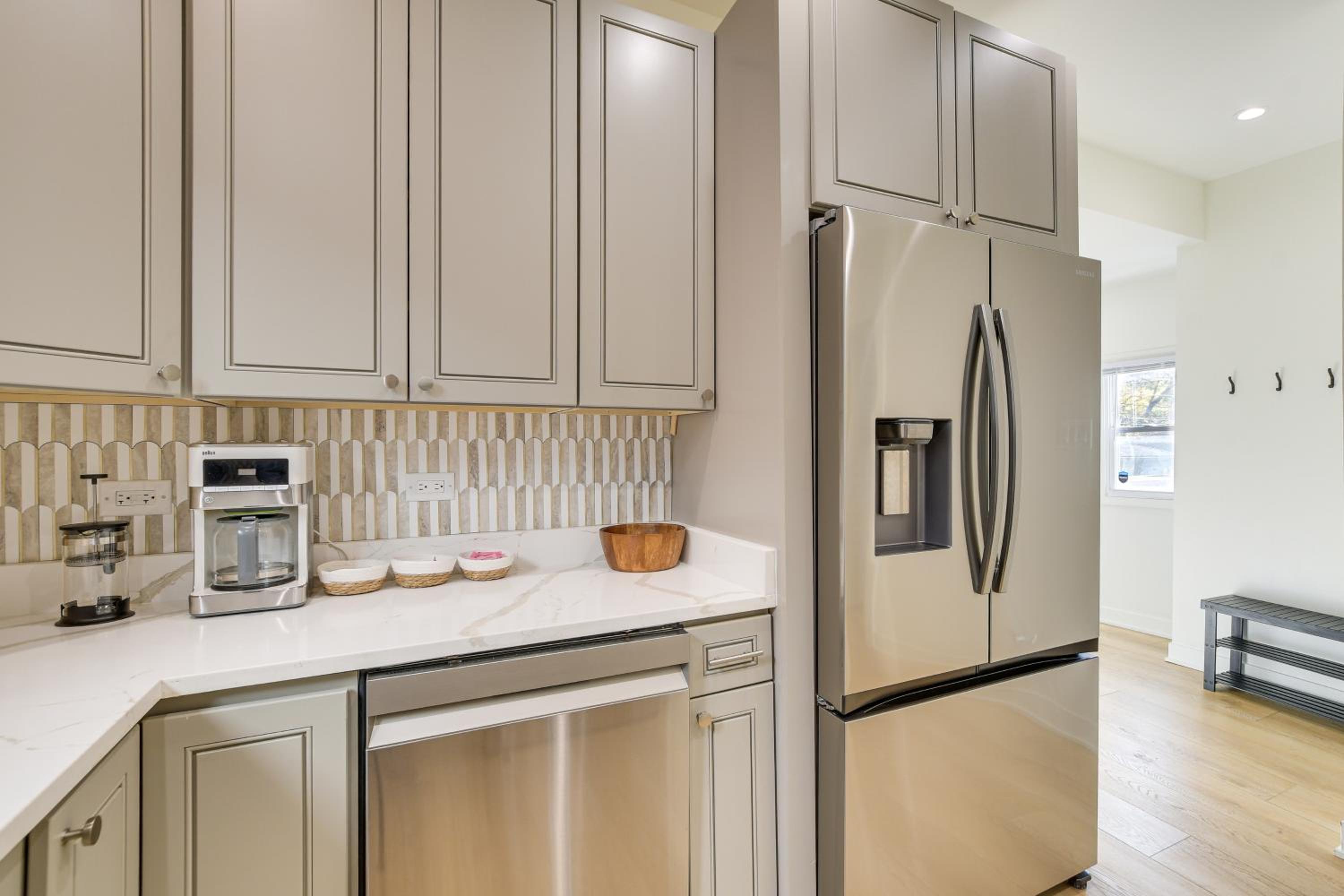 Shop, Dine and Unwind Oak Park Home with Private Yard