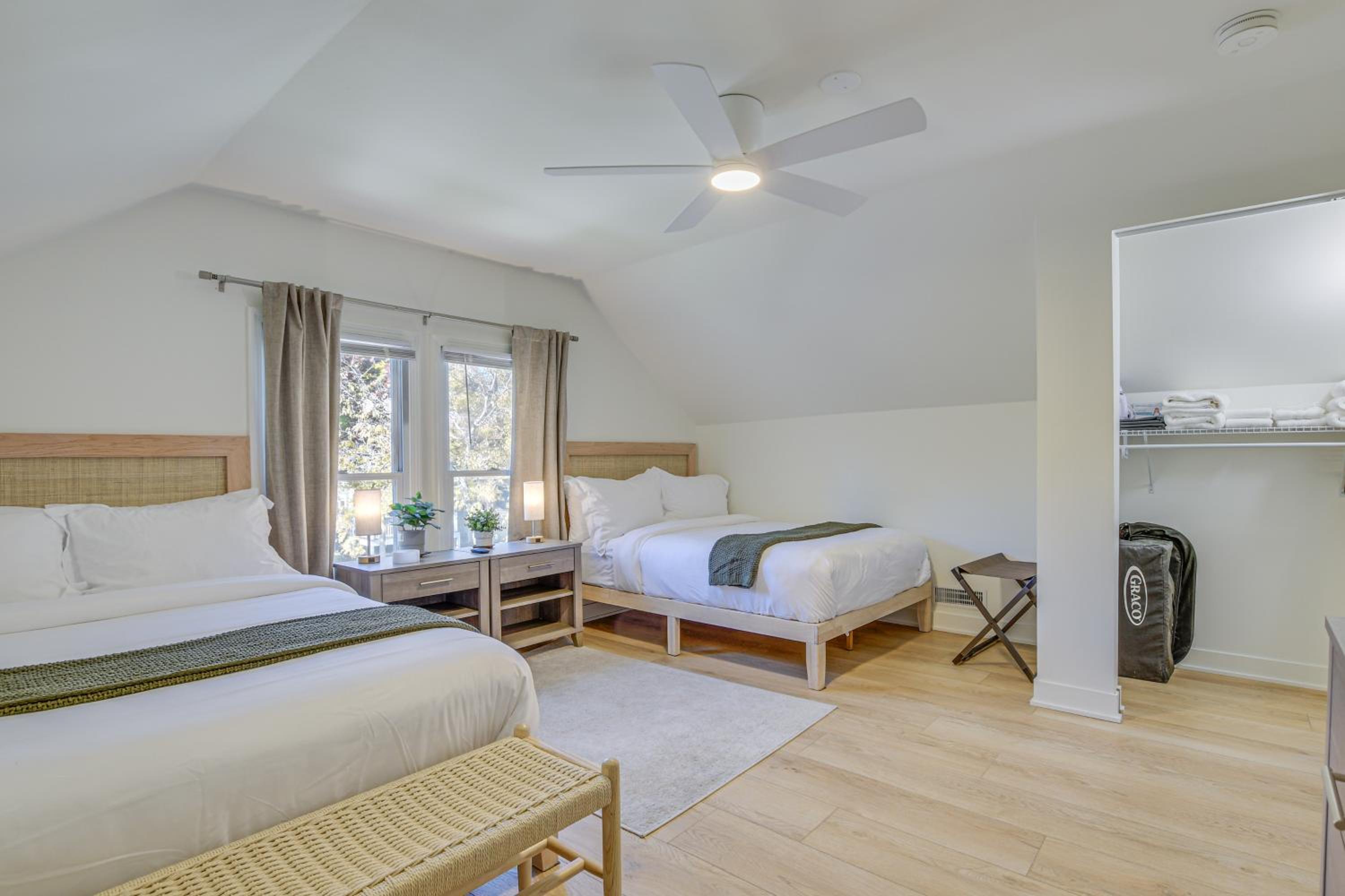 Shop, Dine and Unwind Oak Park Home with Private Yard